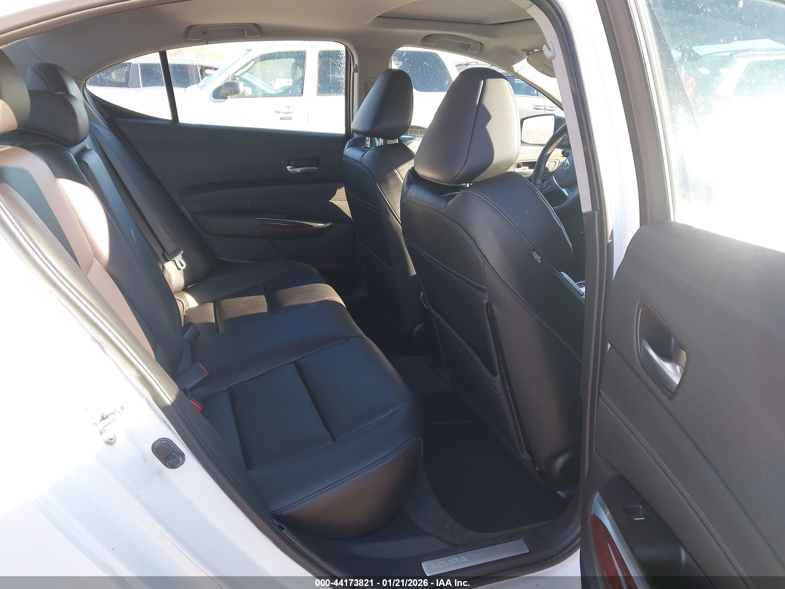 ACURA TLX image 8