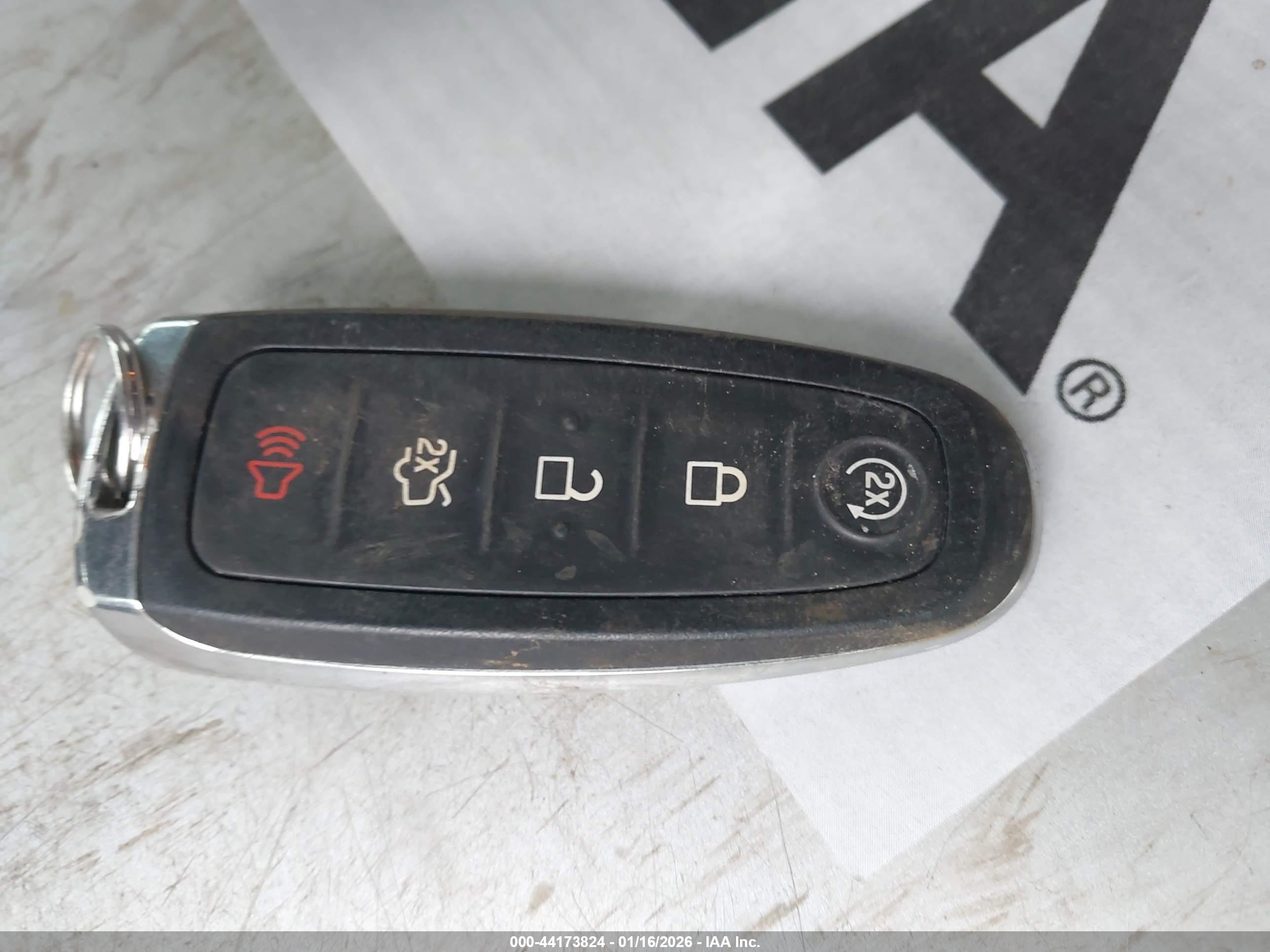 FORD ESCAPE image 11