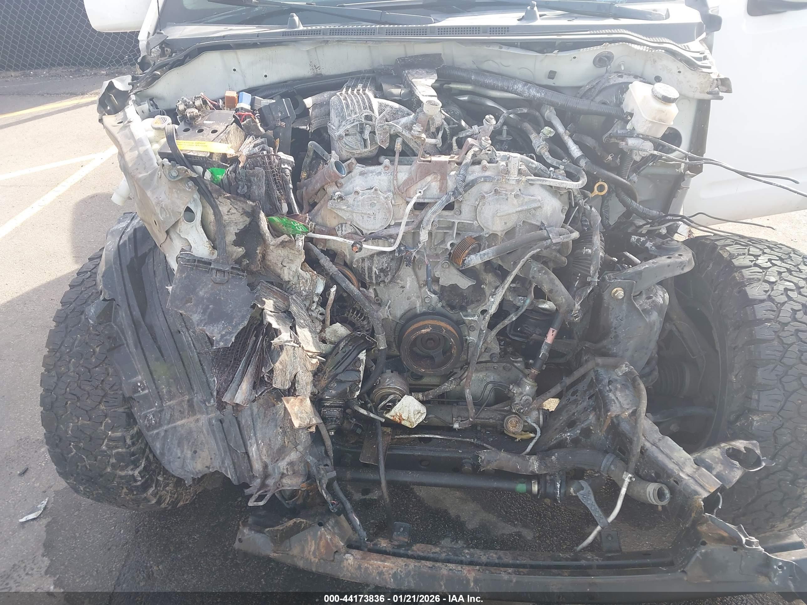 NISSAN FRONTIER image 10