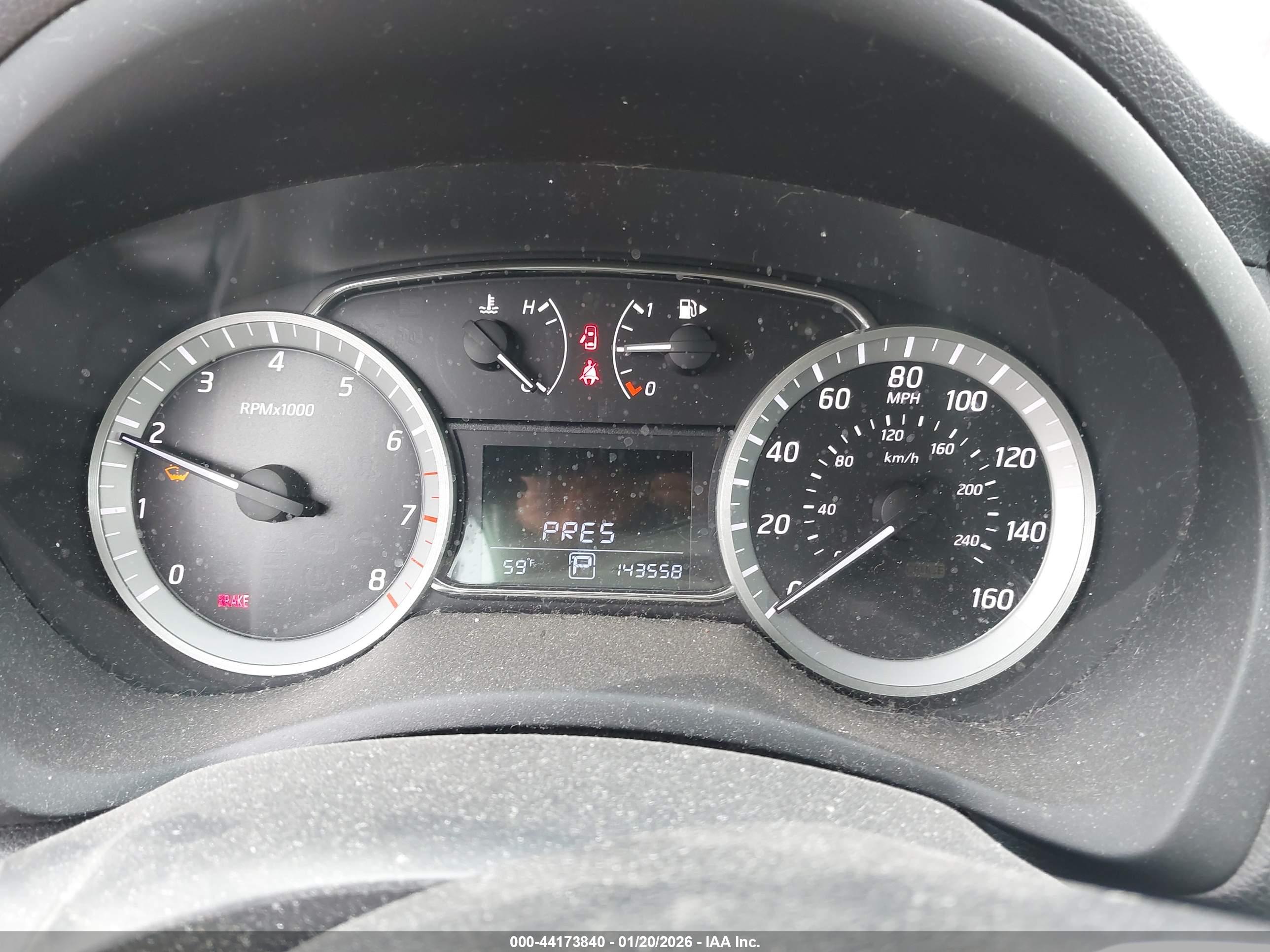 NISSAN SENTRA image 7