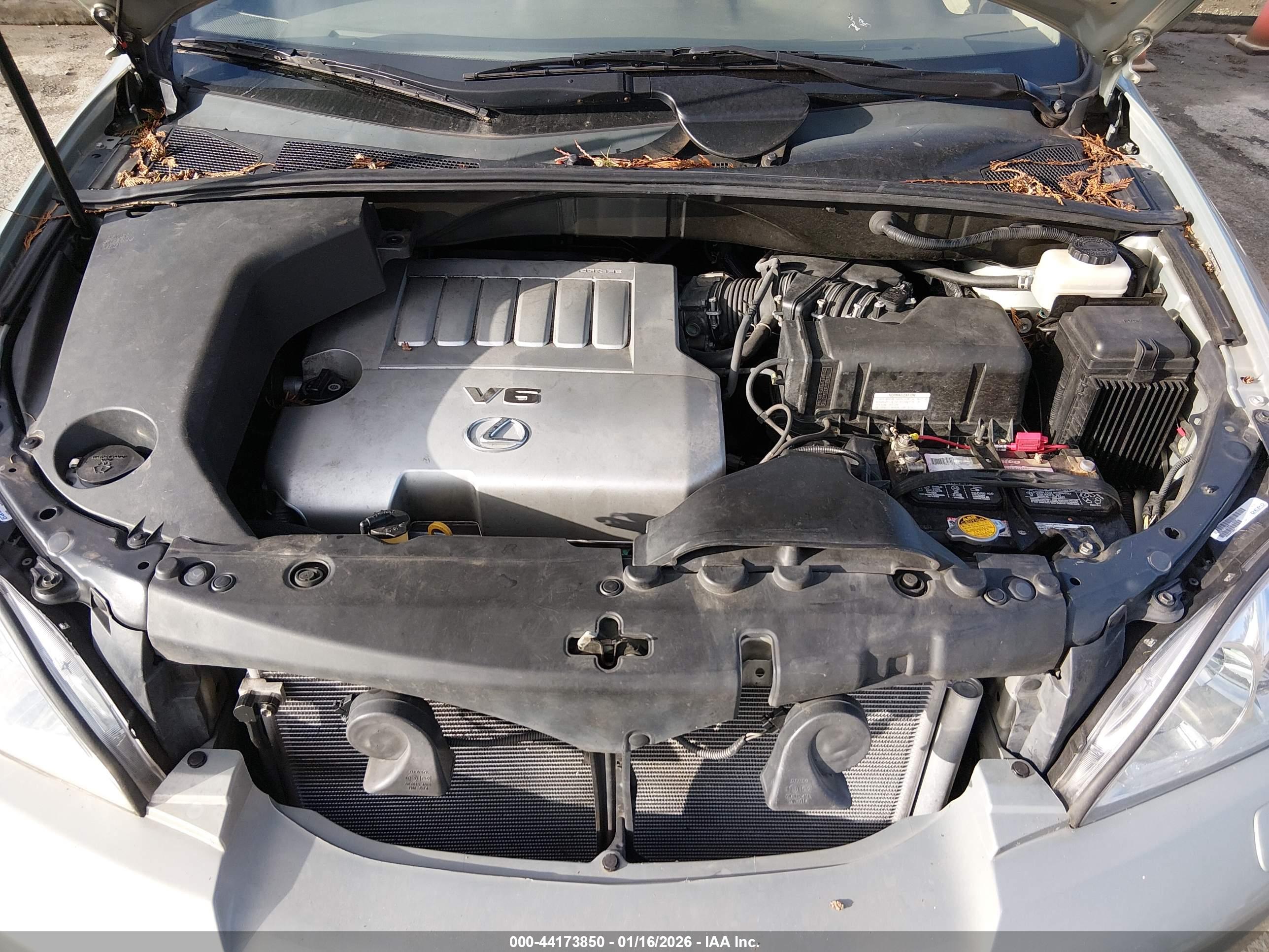 LEXUS RX image 10