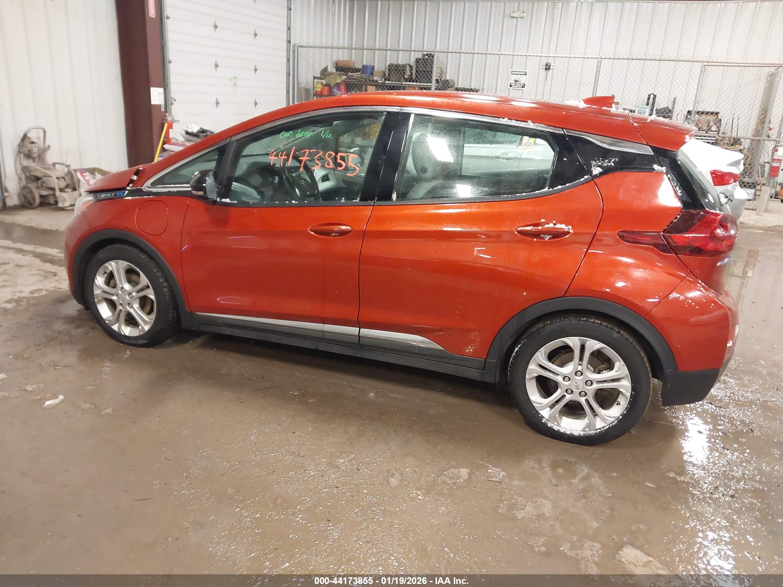 CHEVROLET BOLT image 3