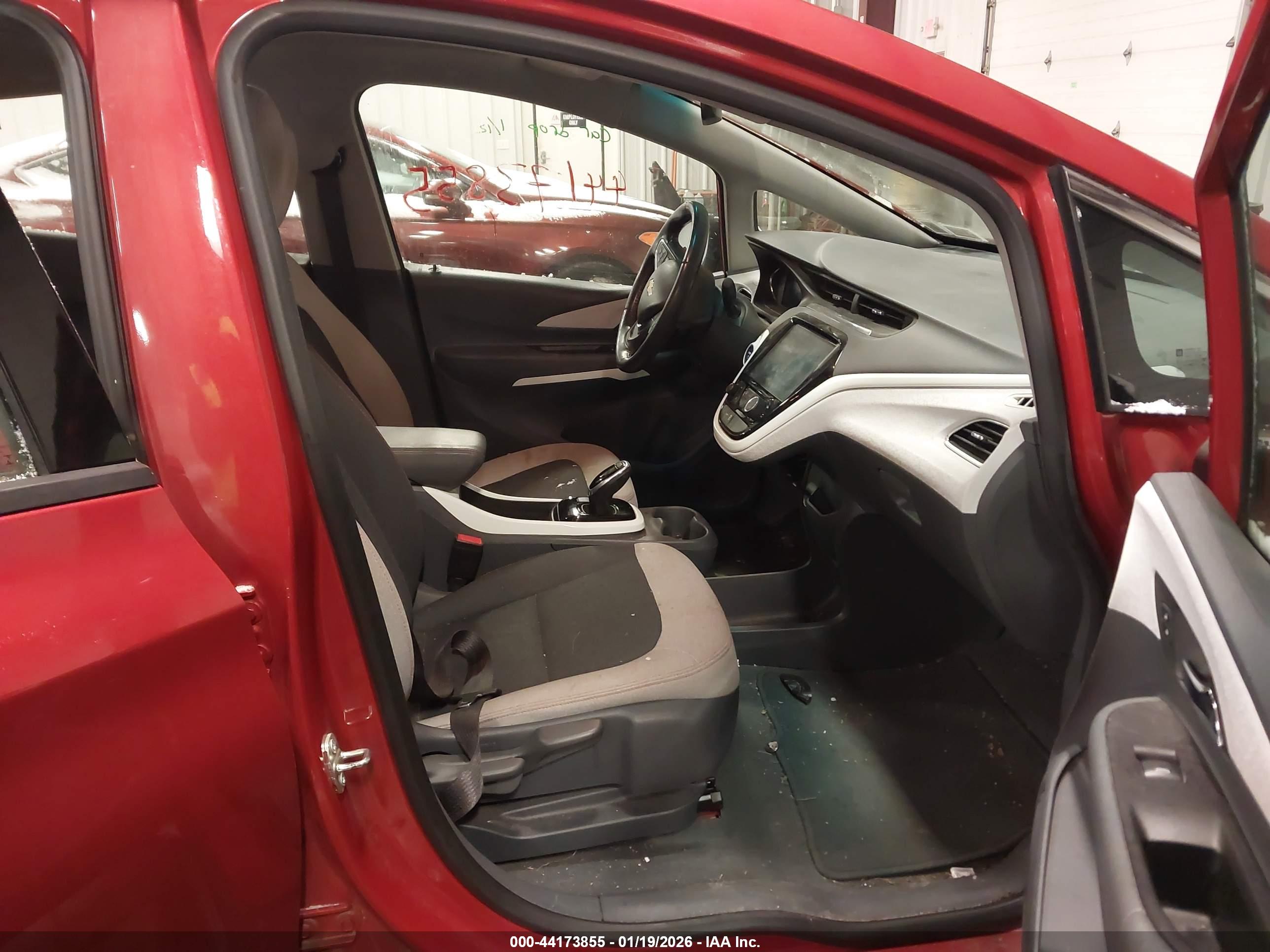 CHEVROLET BOLT image 5