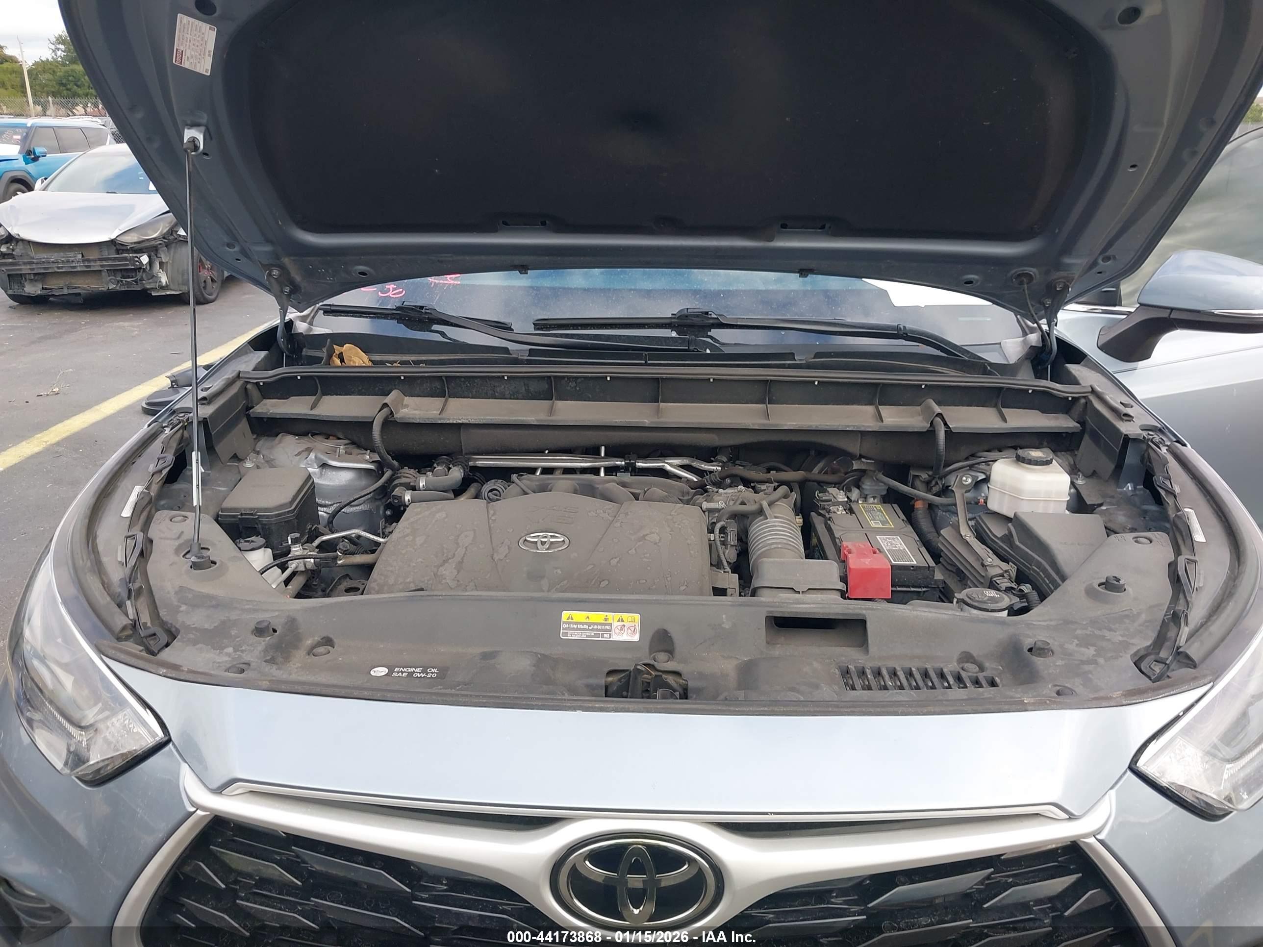 TOYOTA HIGHLANDER image 10