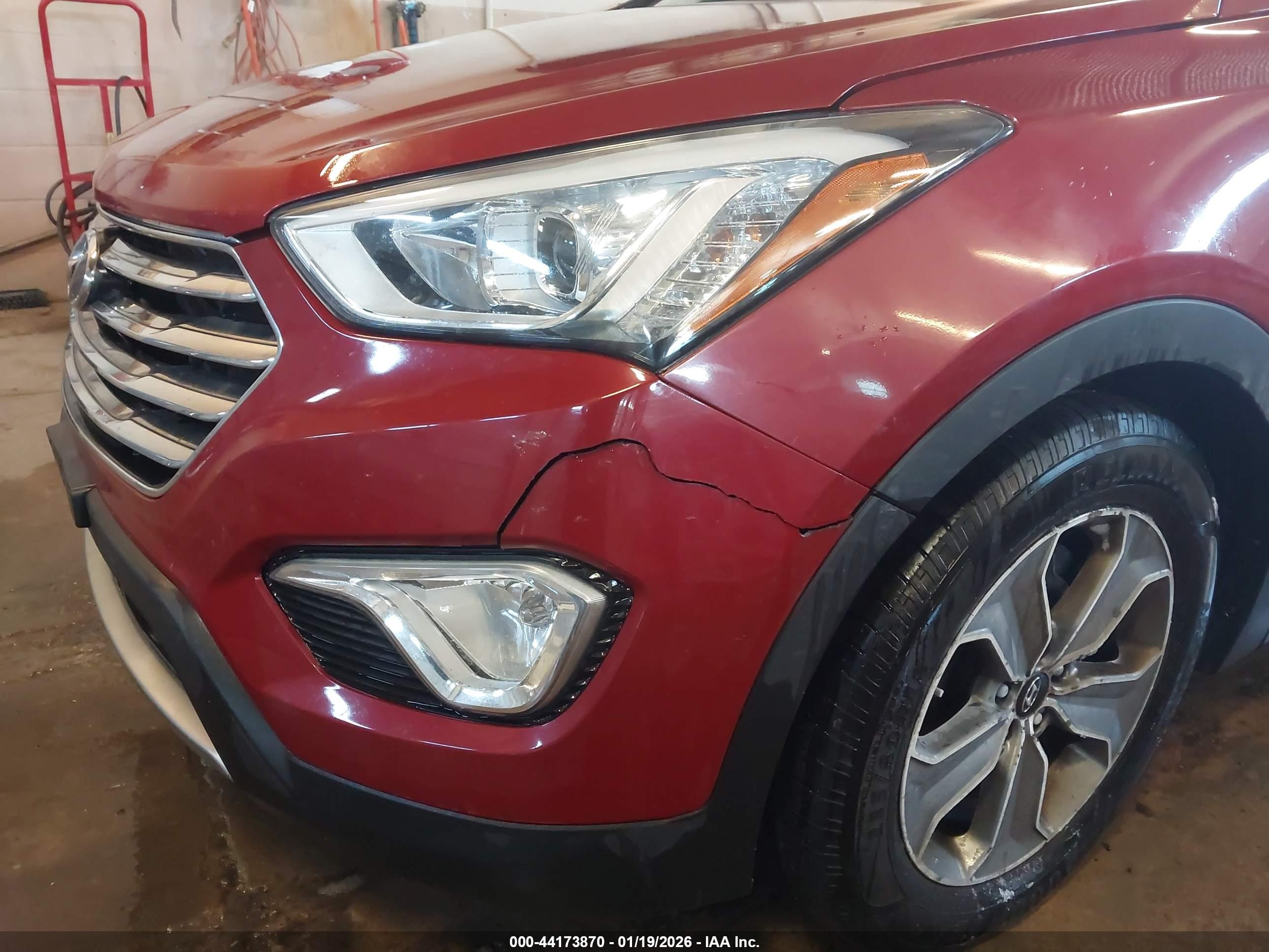 HYUNDAI SANTA image 6
