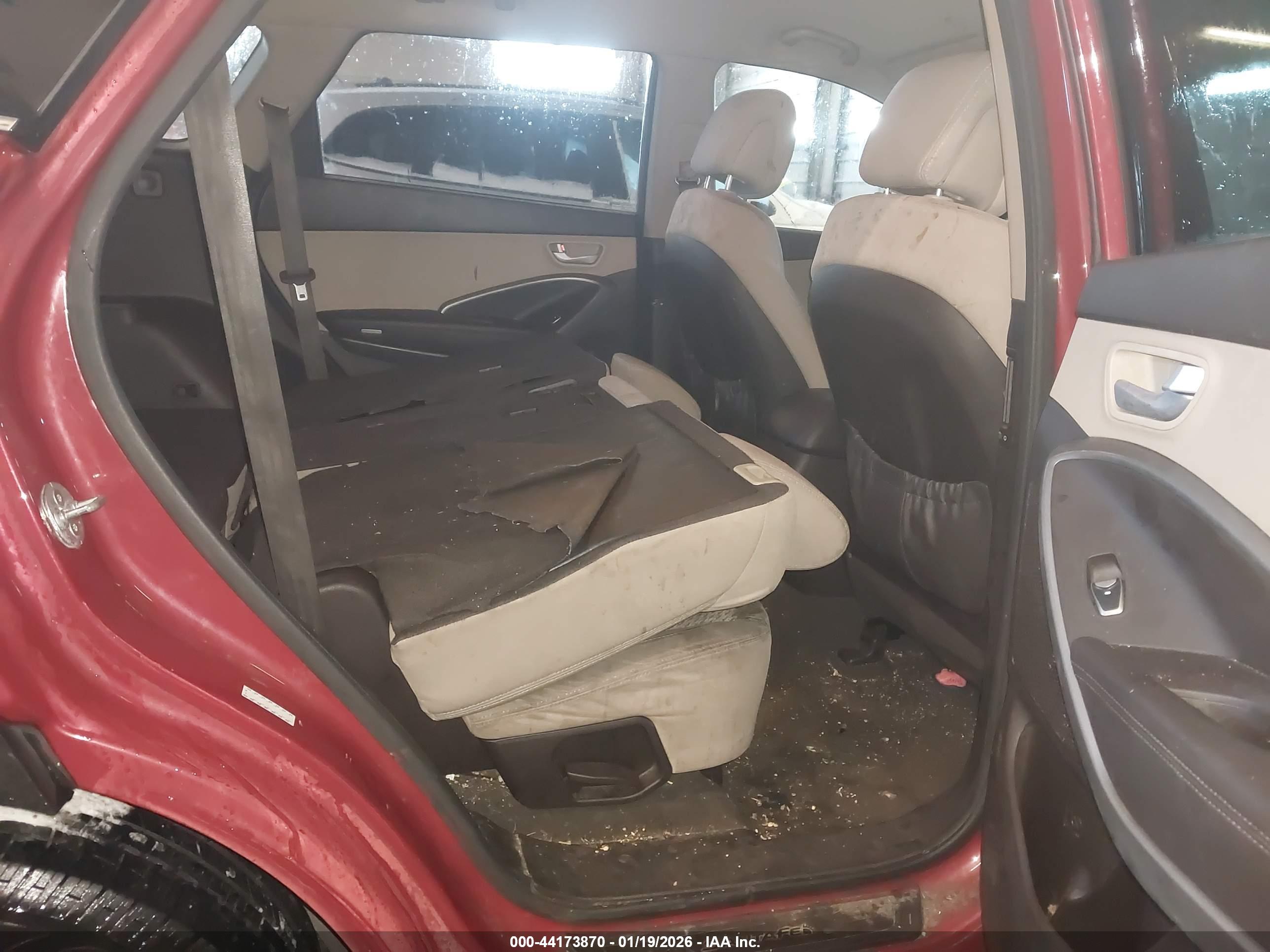 HYUNDAI SANTA image 8