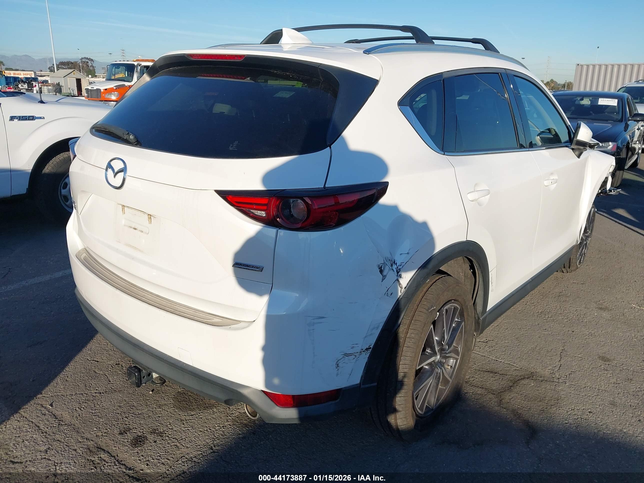 MAZDA CX-5 image 4
