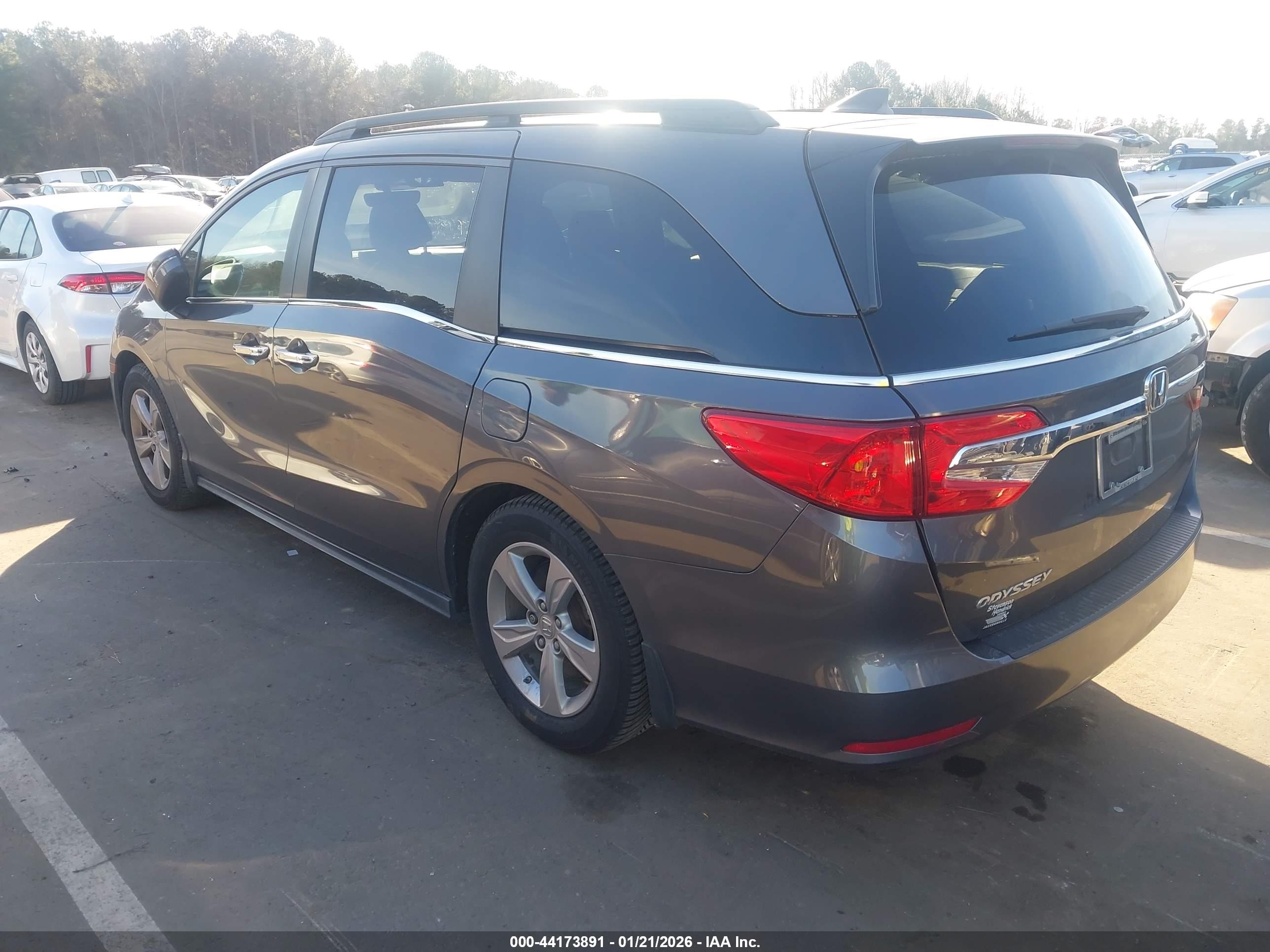 HONDA ODYSSEY image 3