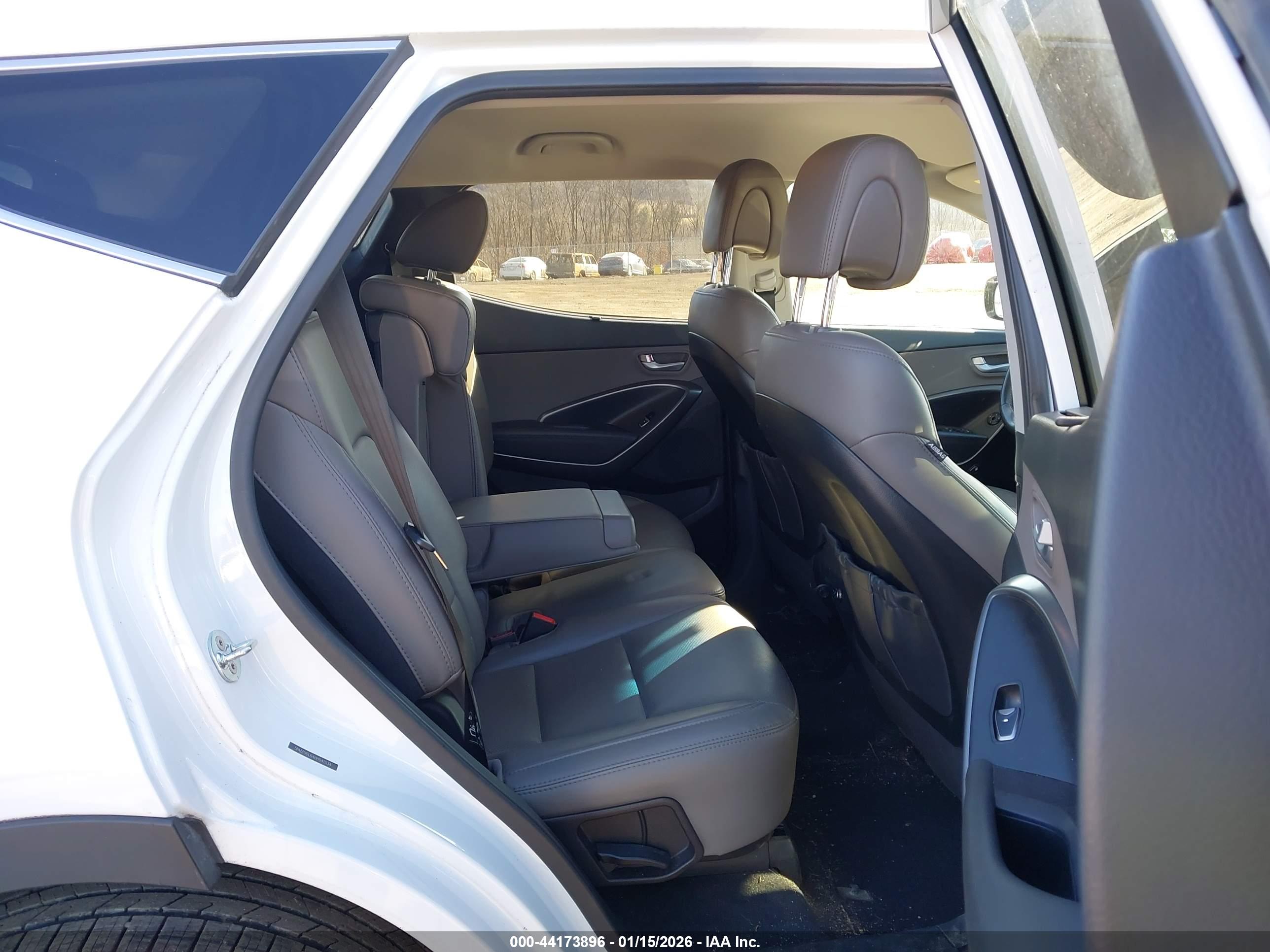 HYUNDAI SANTA image 8
