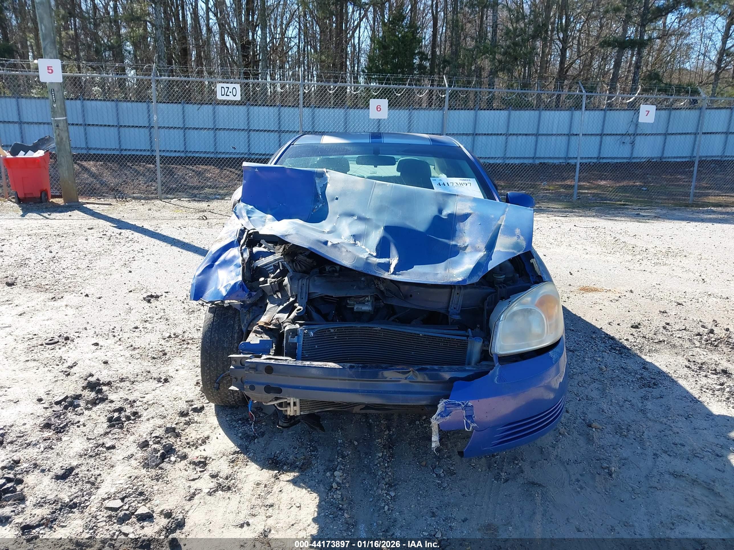CHEVROLET COBALT image 6