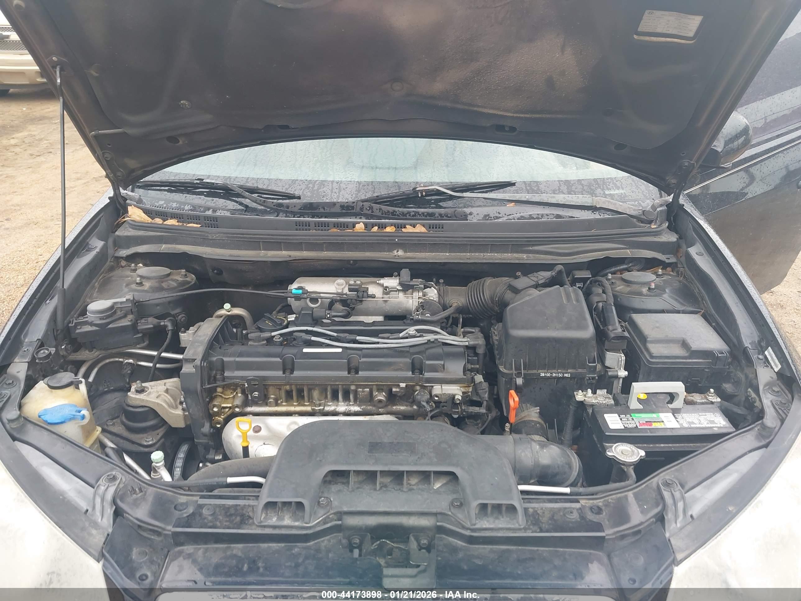HYUNDAI ELANTRA image 10