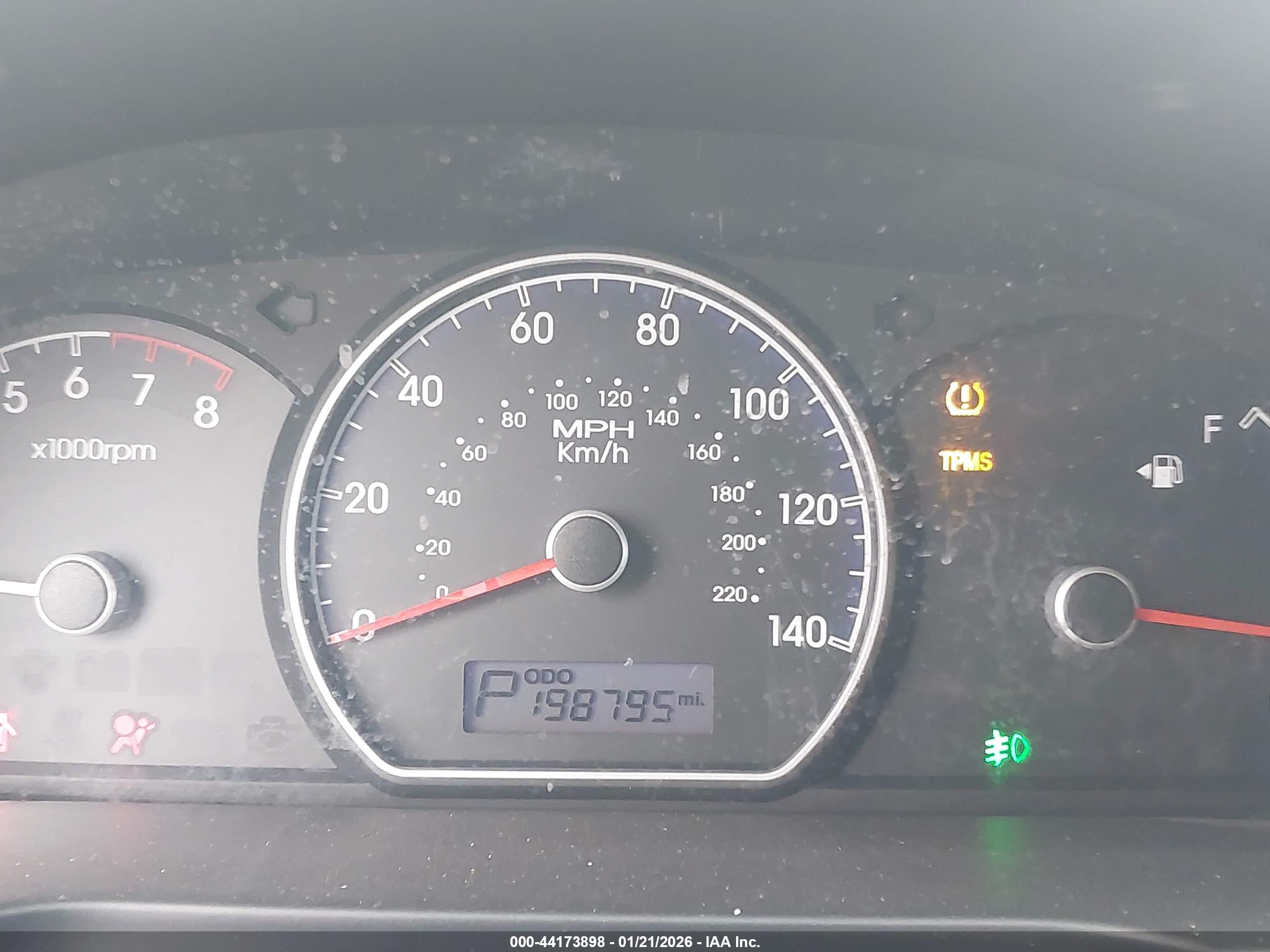 HYUNDAI ELANTRA image 7