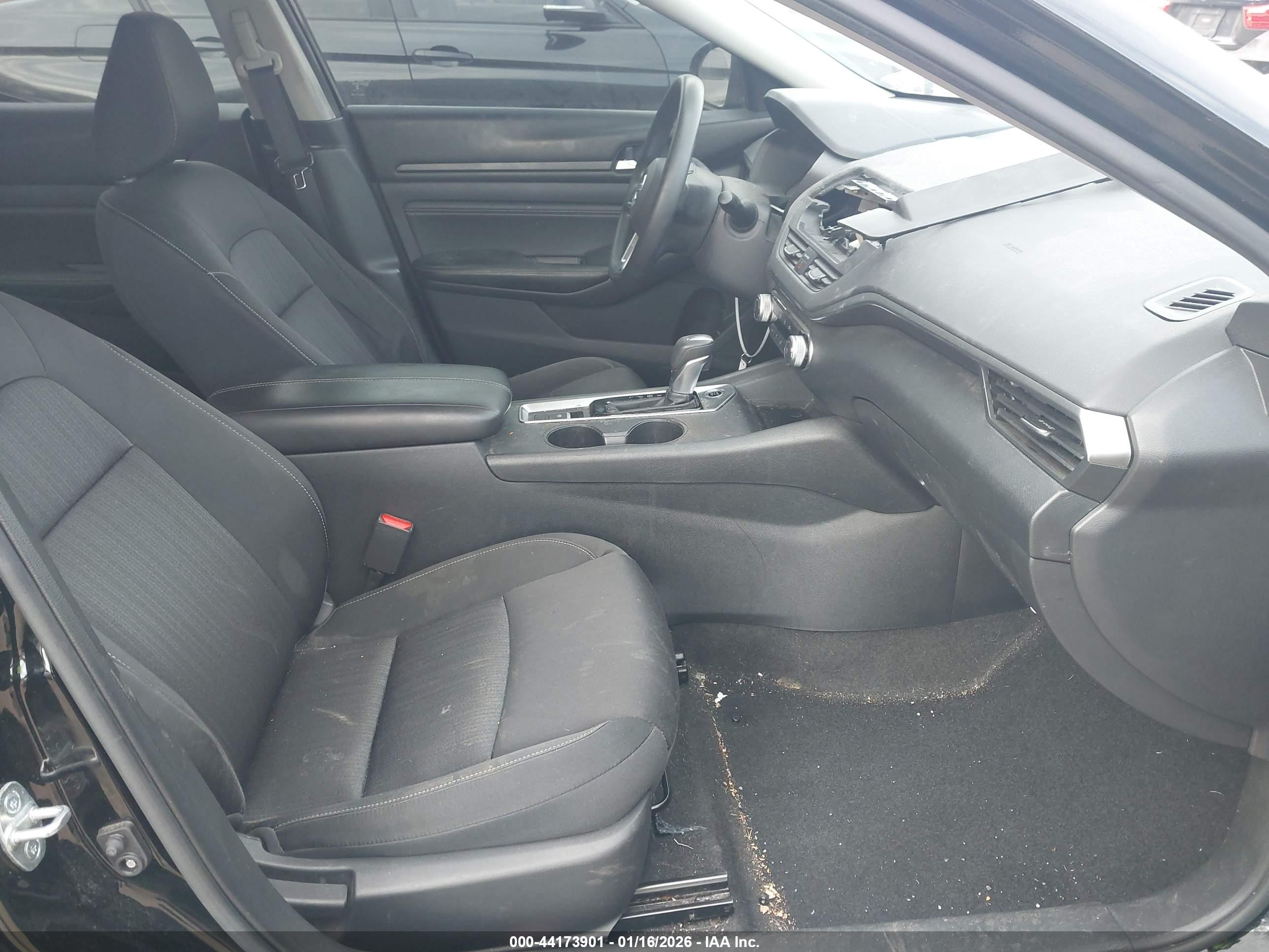 NISSAN ALTIMA image 5
