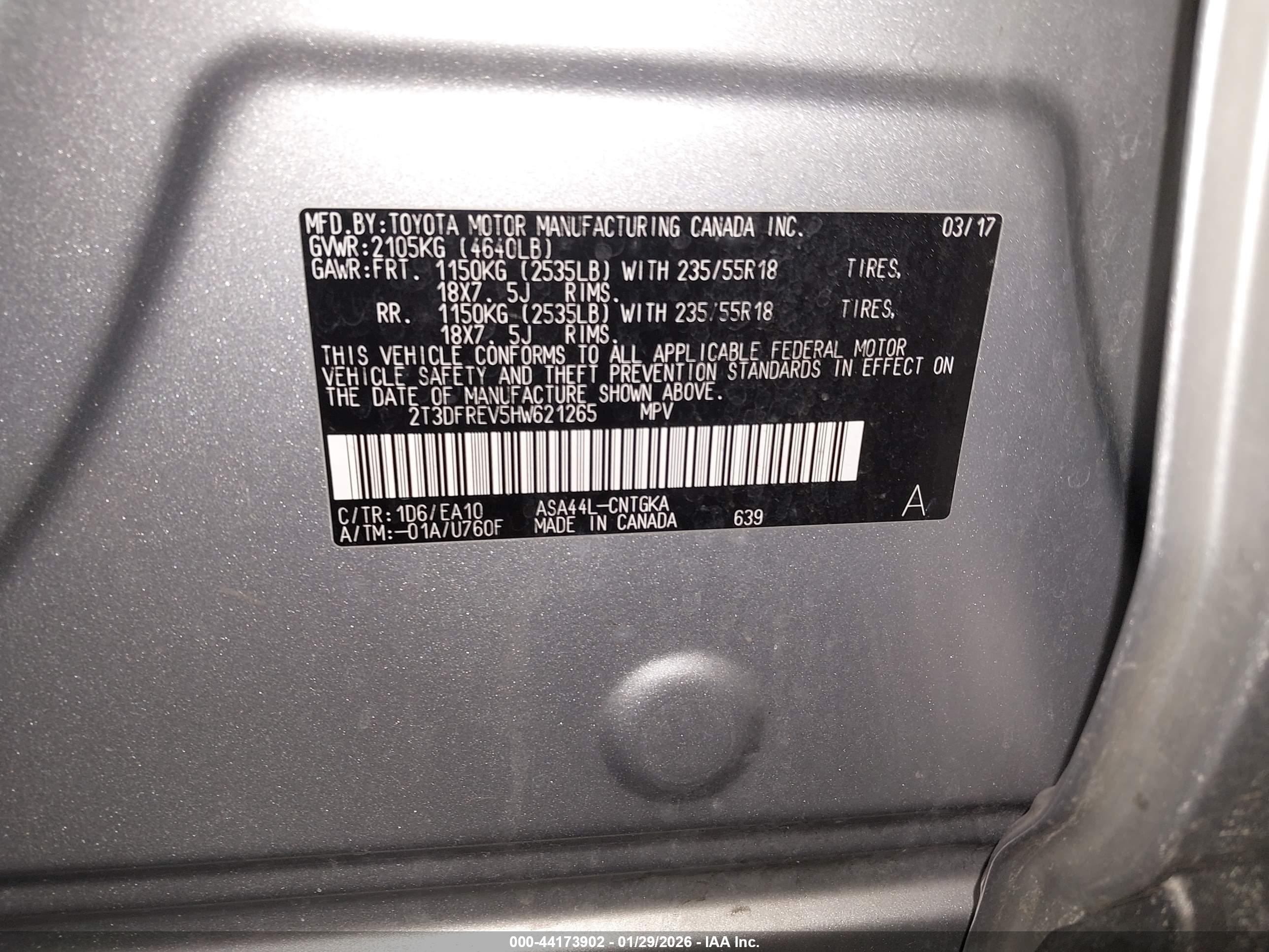 TOYOTA RAV4 image 9