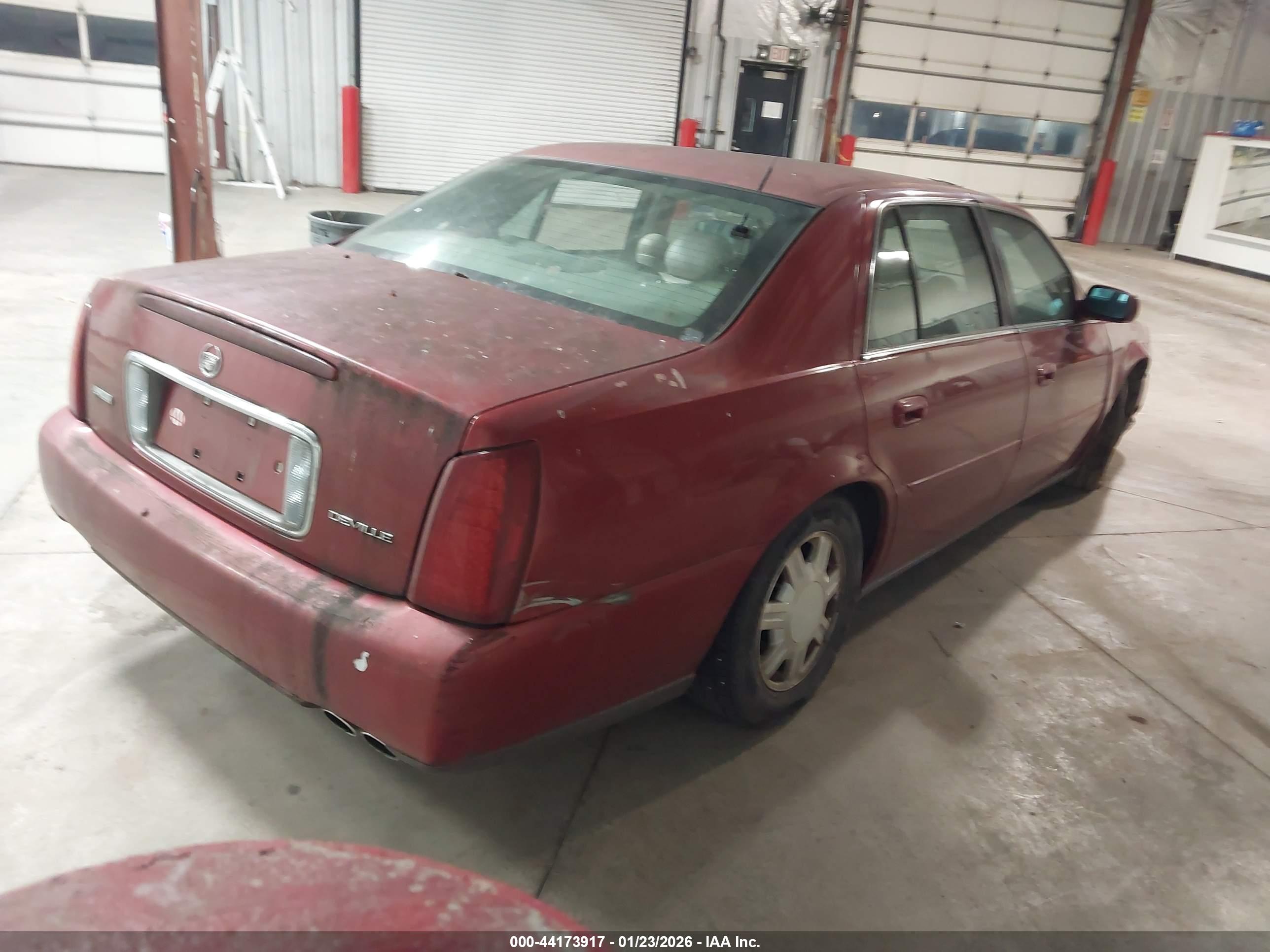 CADILLAC DEVILLE image 4