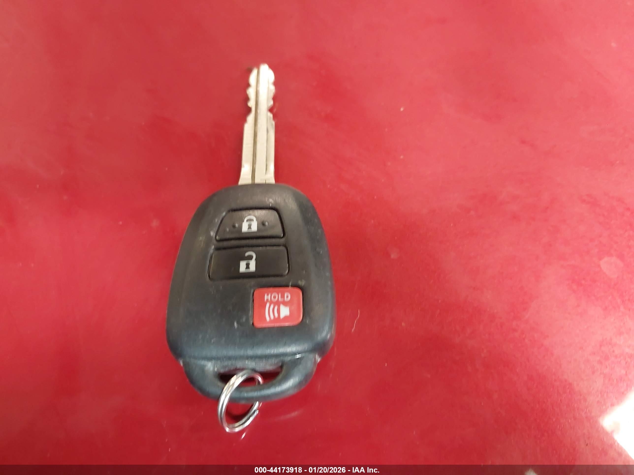 TOYOTA RAV4 image 11