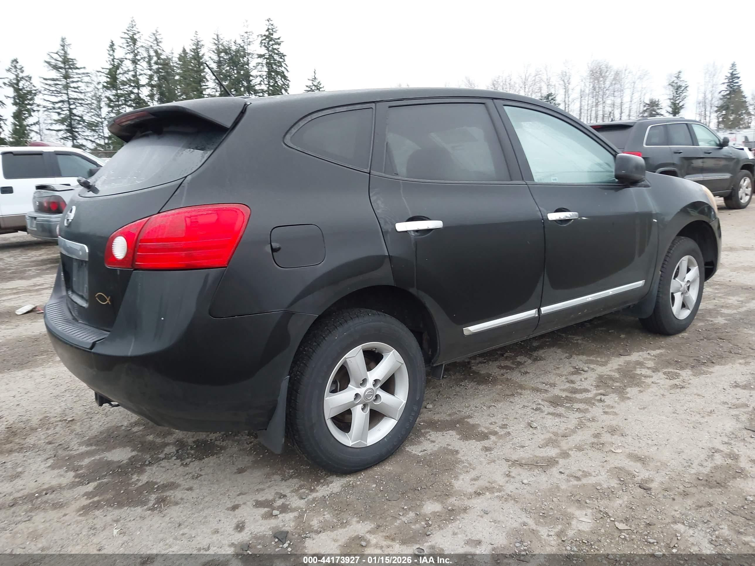 NISSAN ROGUE image 4