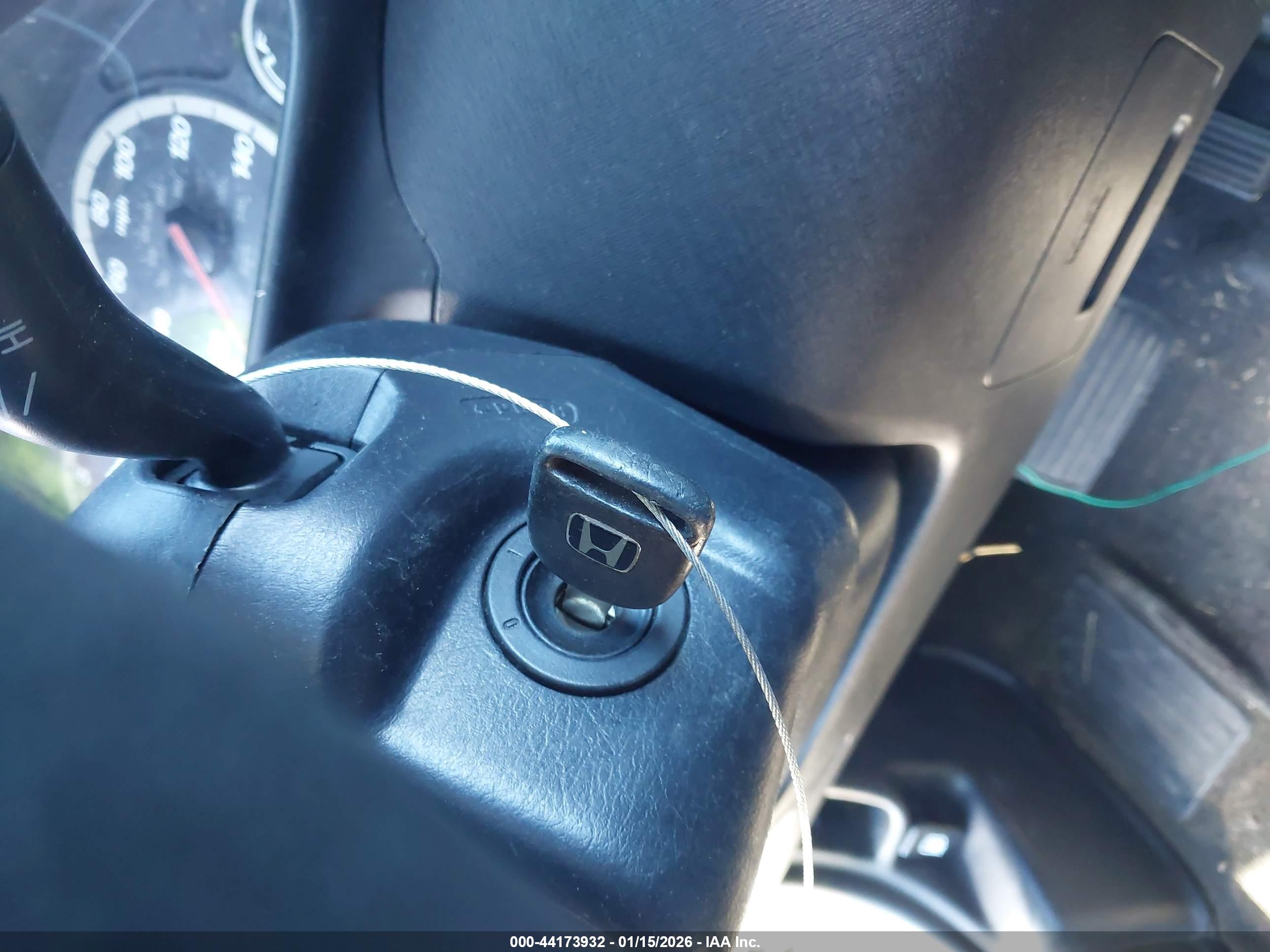 HONDA CR-V image 11