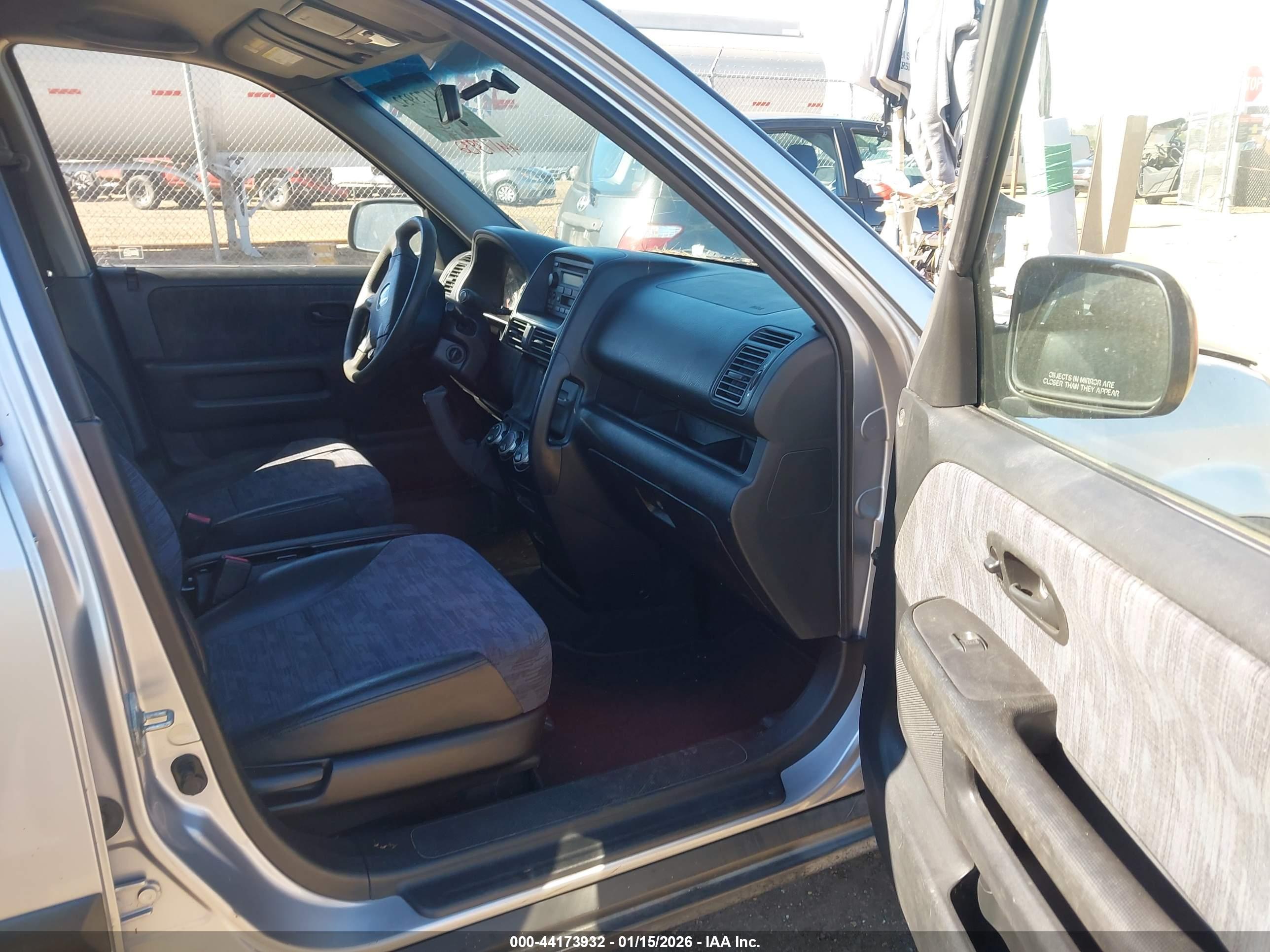 HONDA CR-V image 5