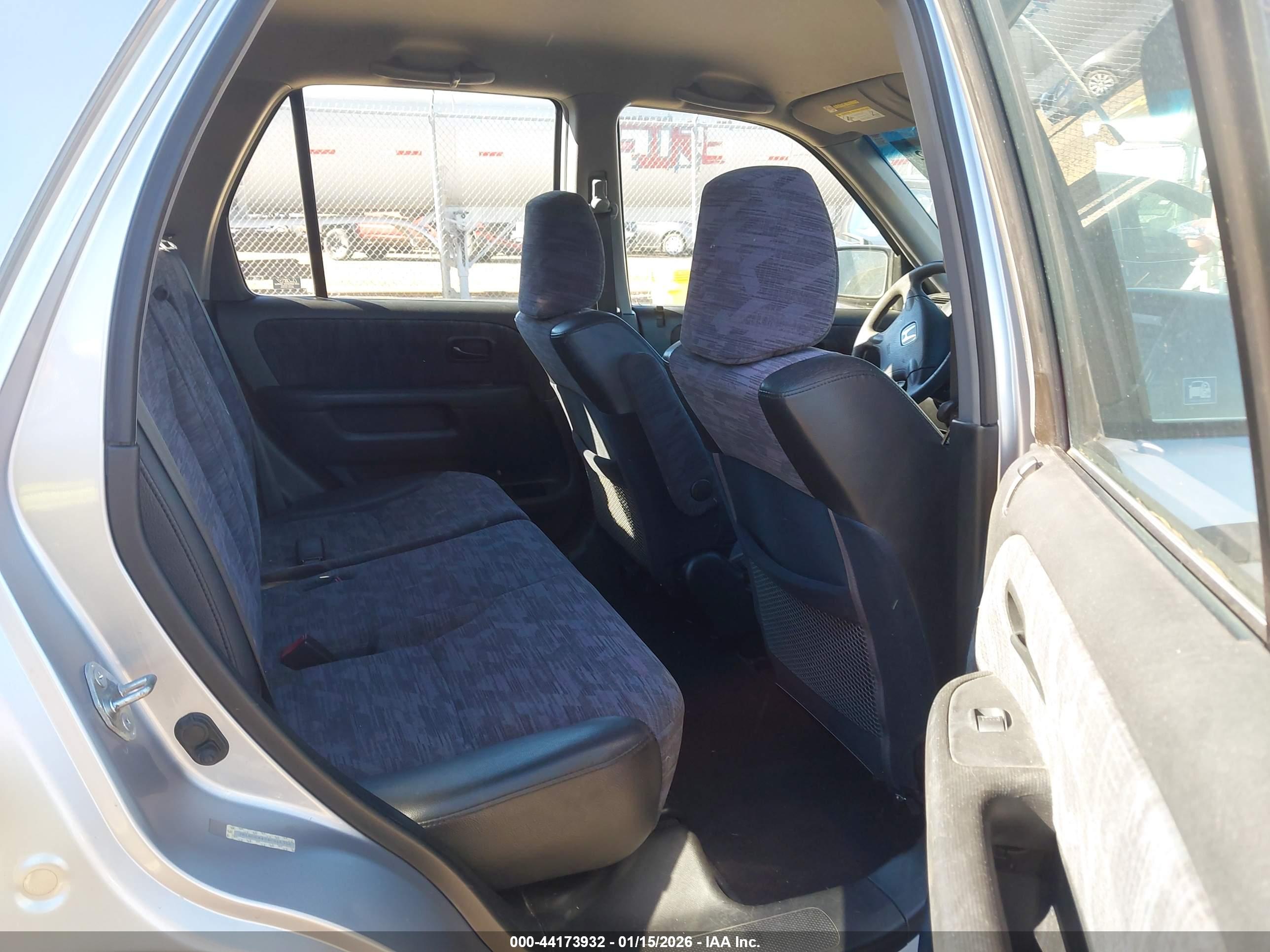 HONDA CR-V image 8