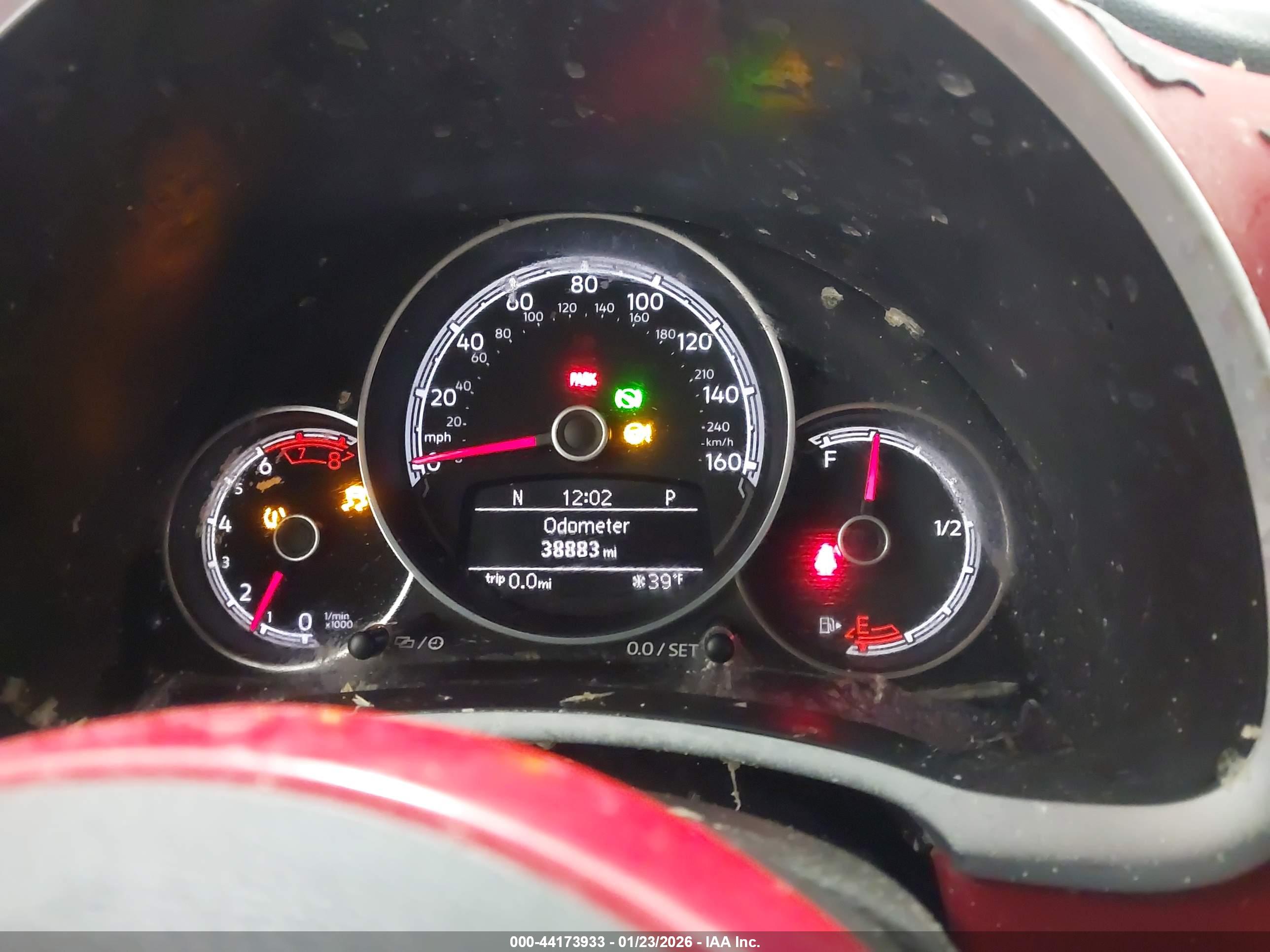 VOLKSWAGEN BEETLE image 7