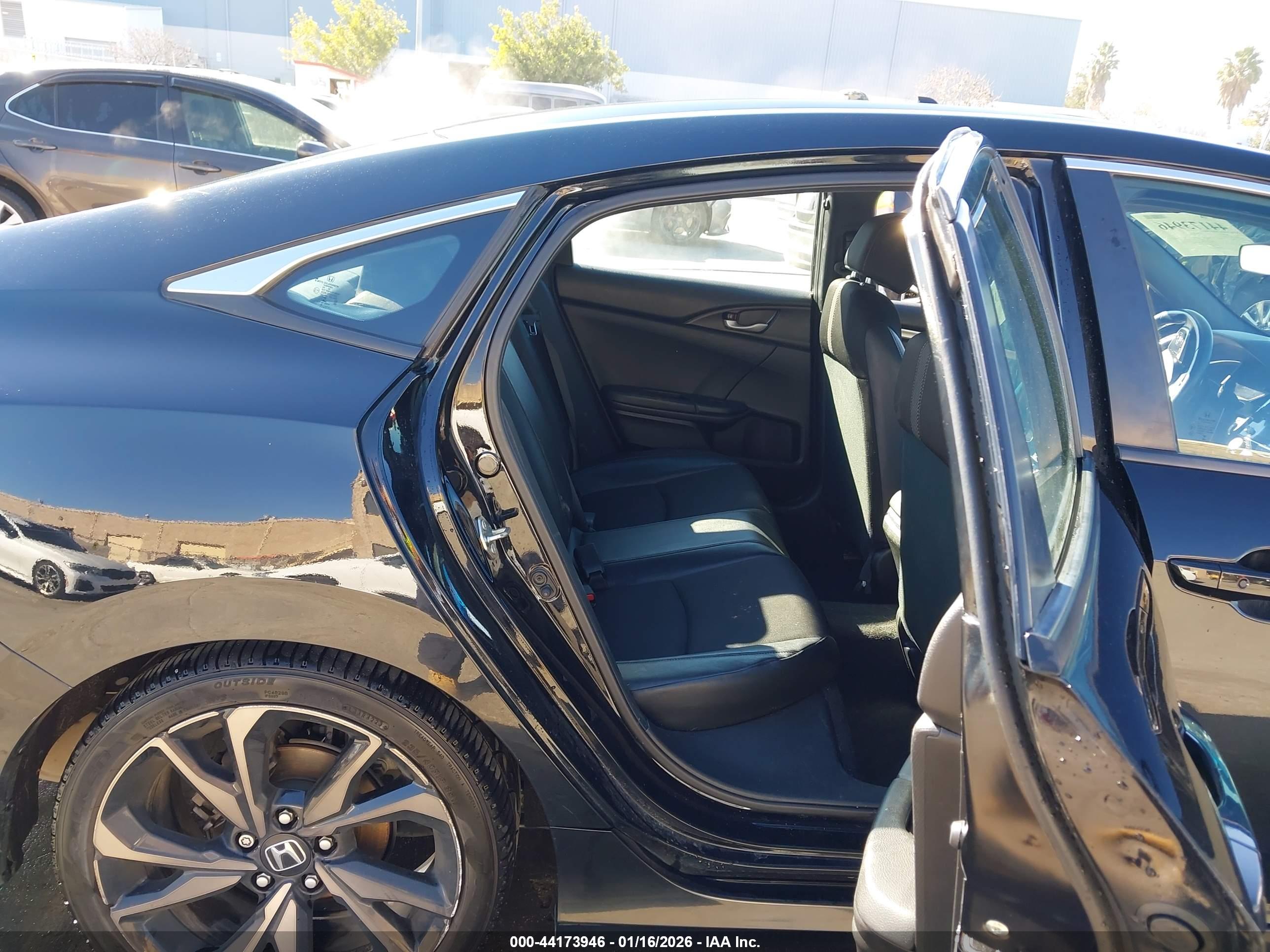 HONDA CIVIC image 8