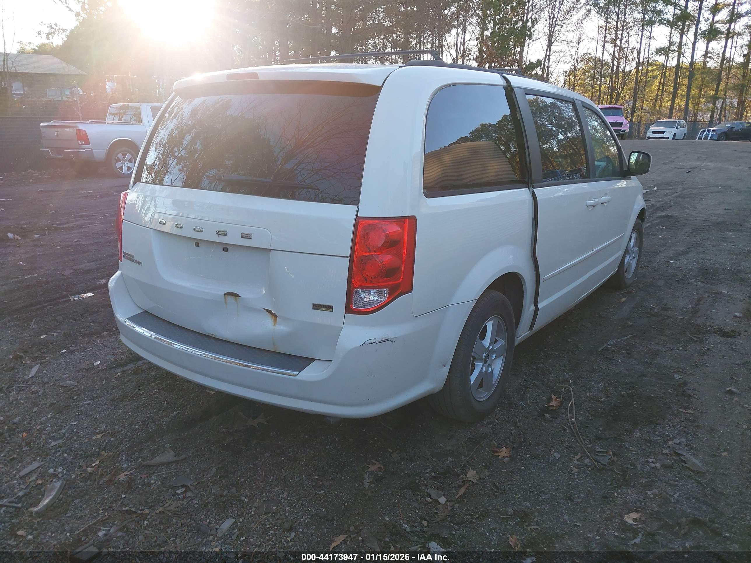 DODGE GRAND image 4
