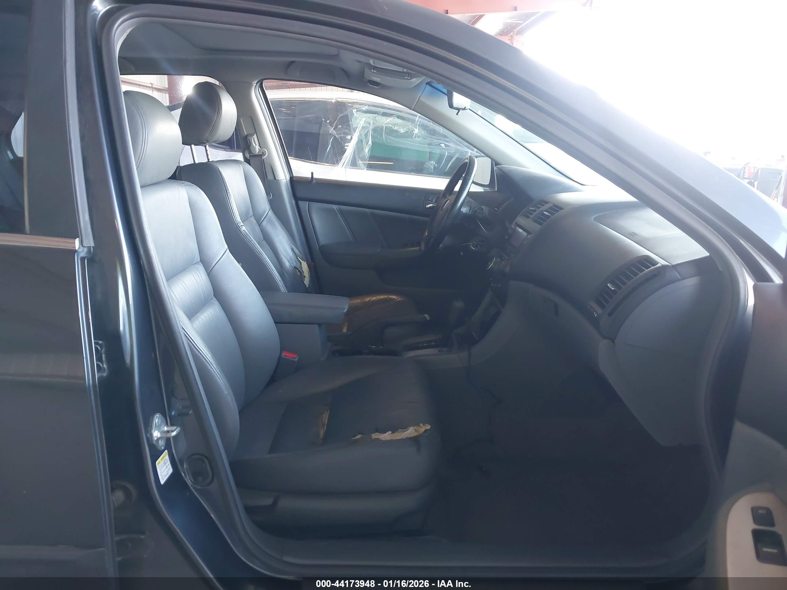 HONDA ACCORD image 5