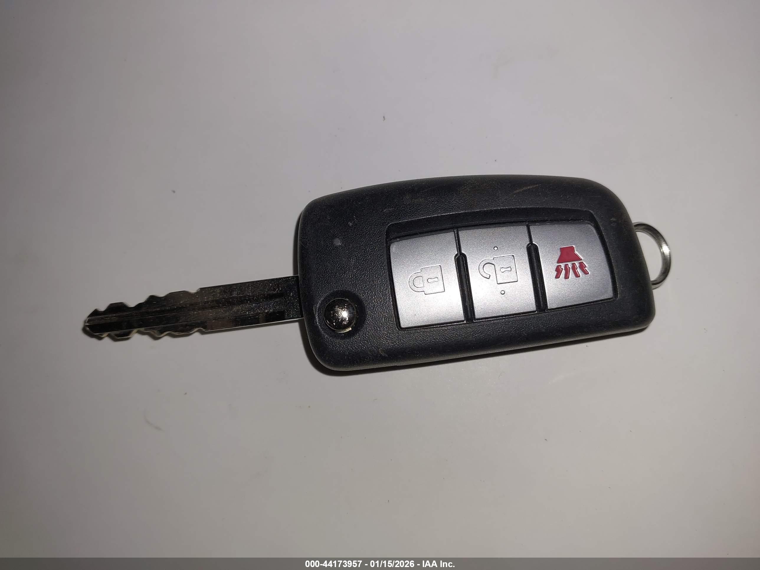 NISSAN ROGUE image 11
