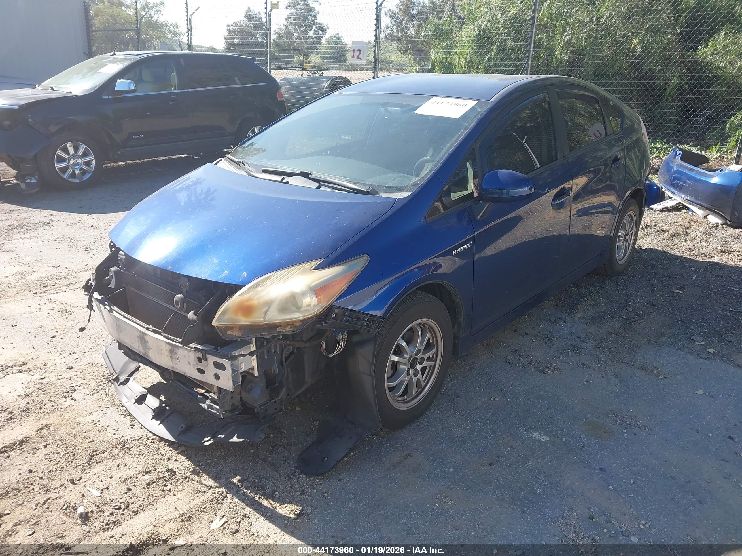 TOYOTA PRIUS image 2