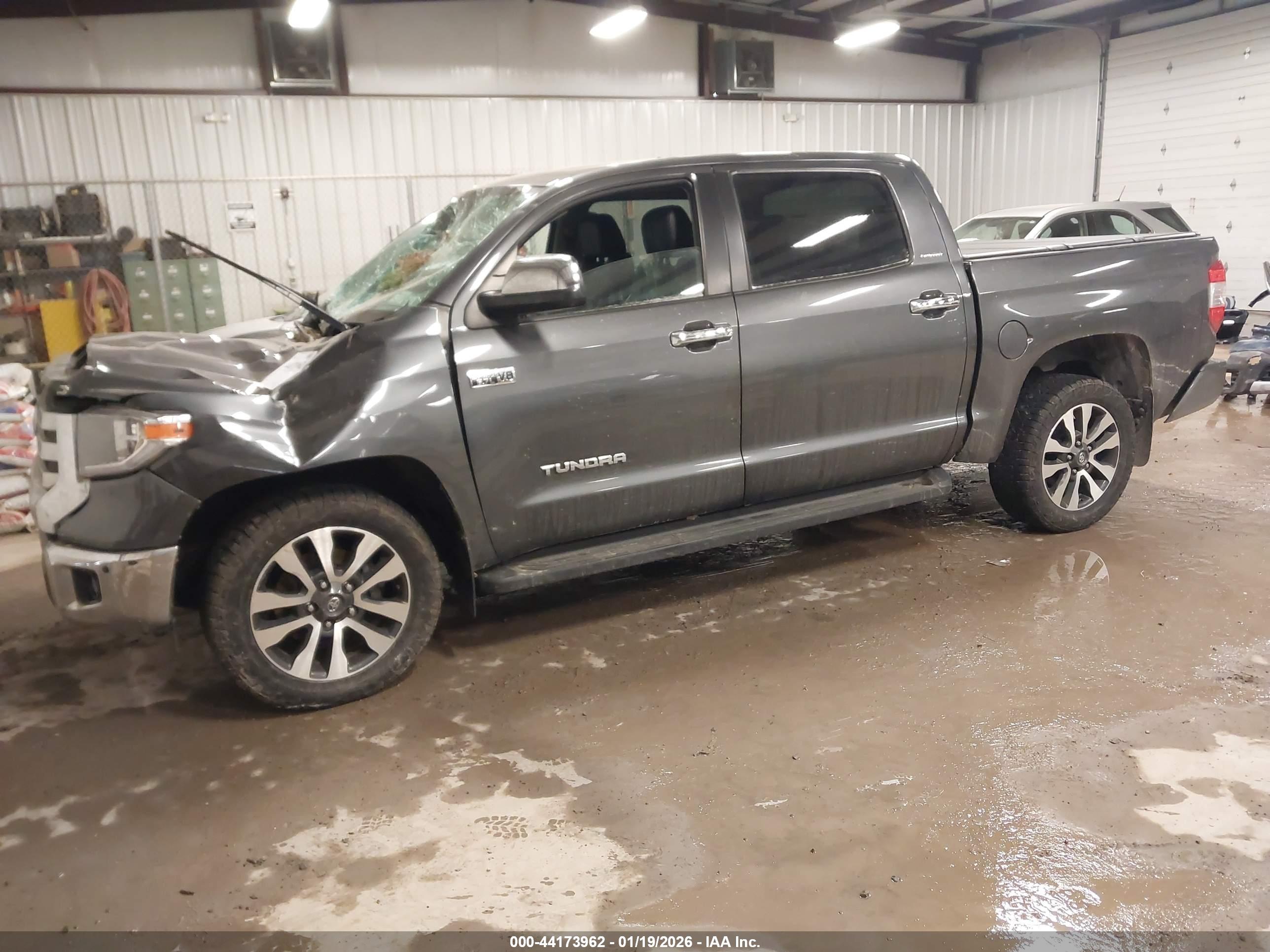 TOYOTA TUNDRA image 2