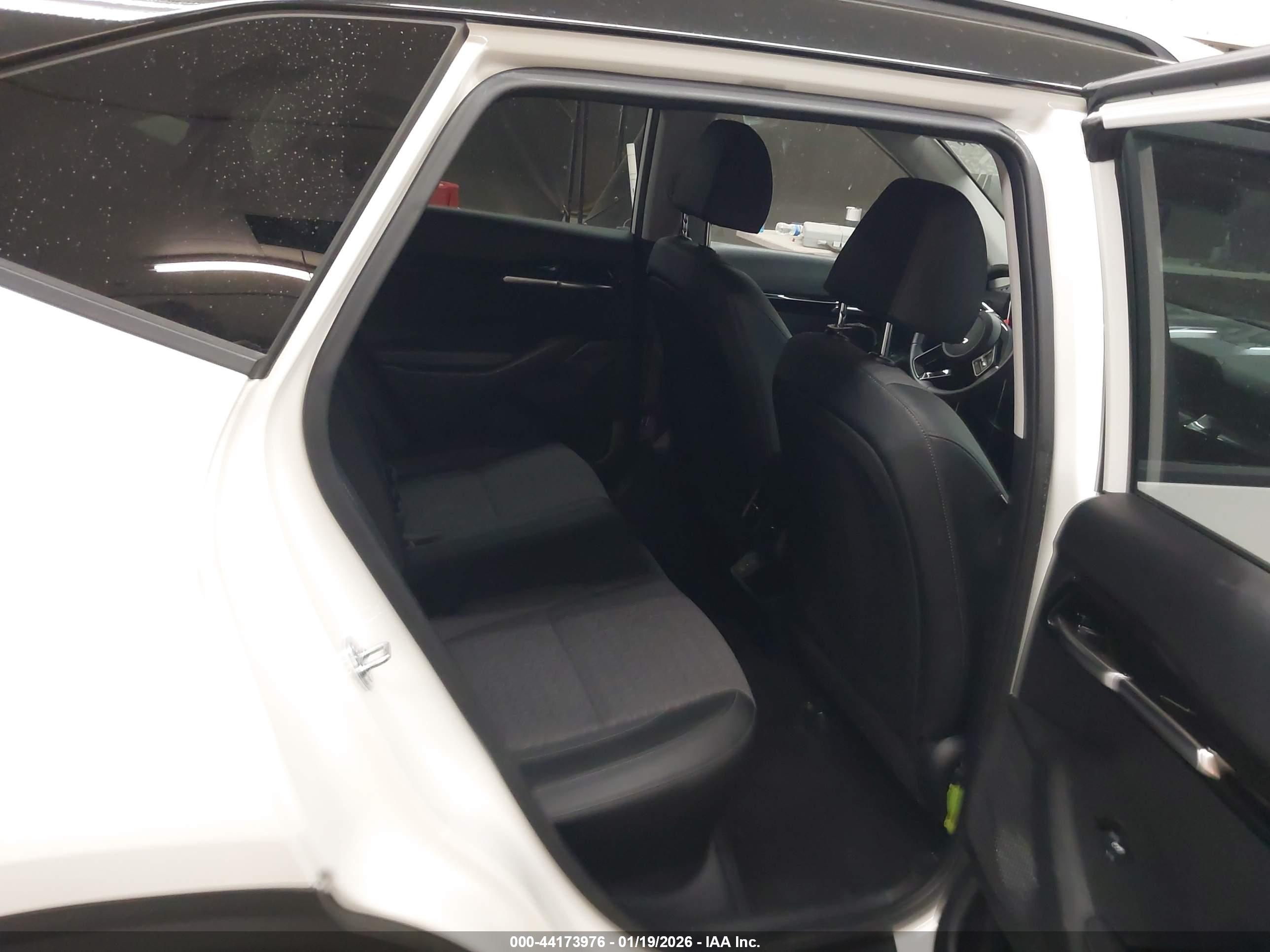 KIA SELTOS image 8