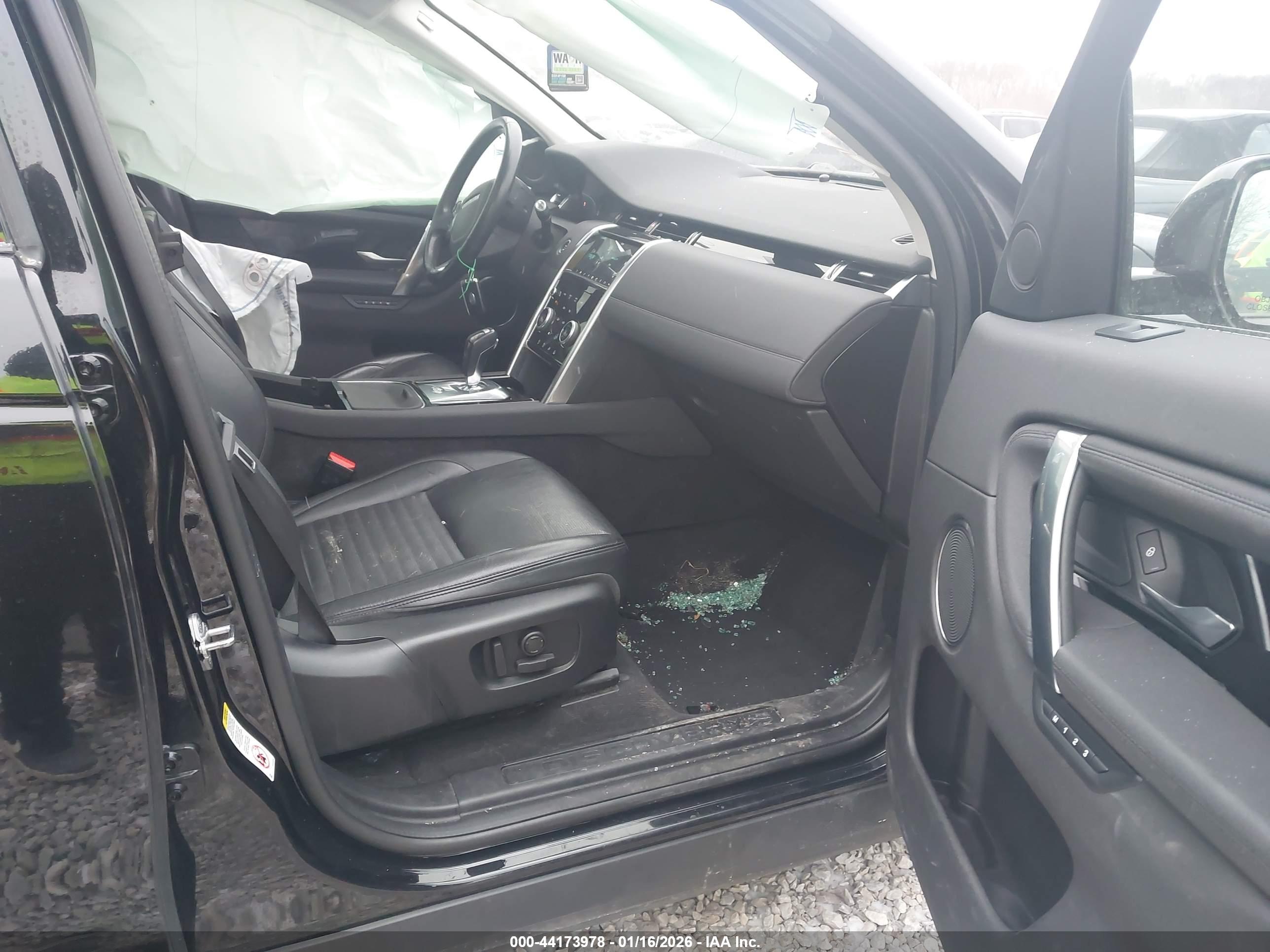 LAND ROVER image 5