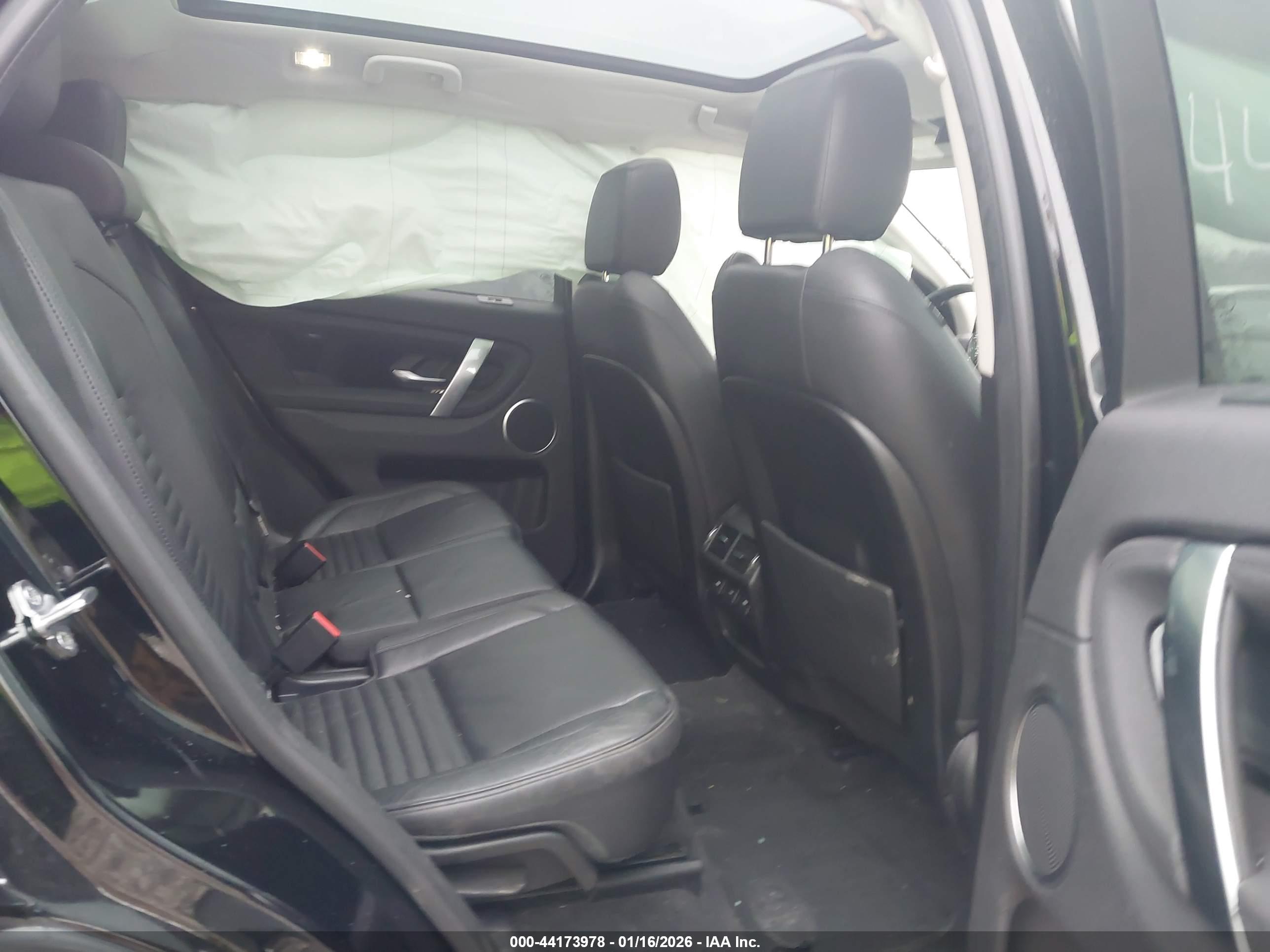 LAND ROVER image 8