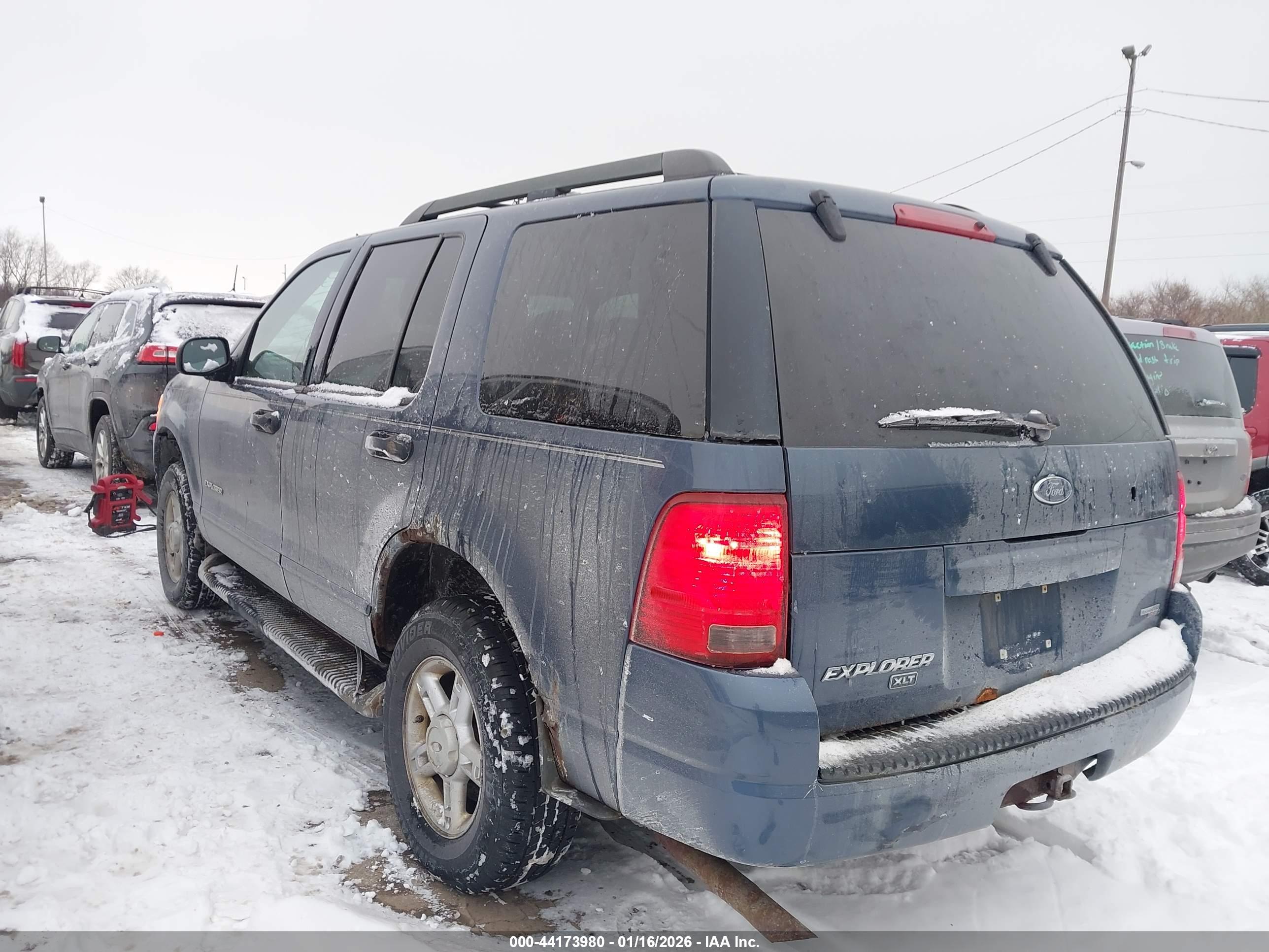 FORD EXPLORER image 3