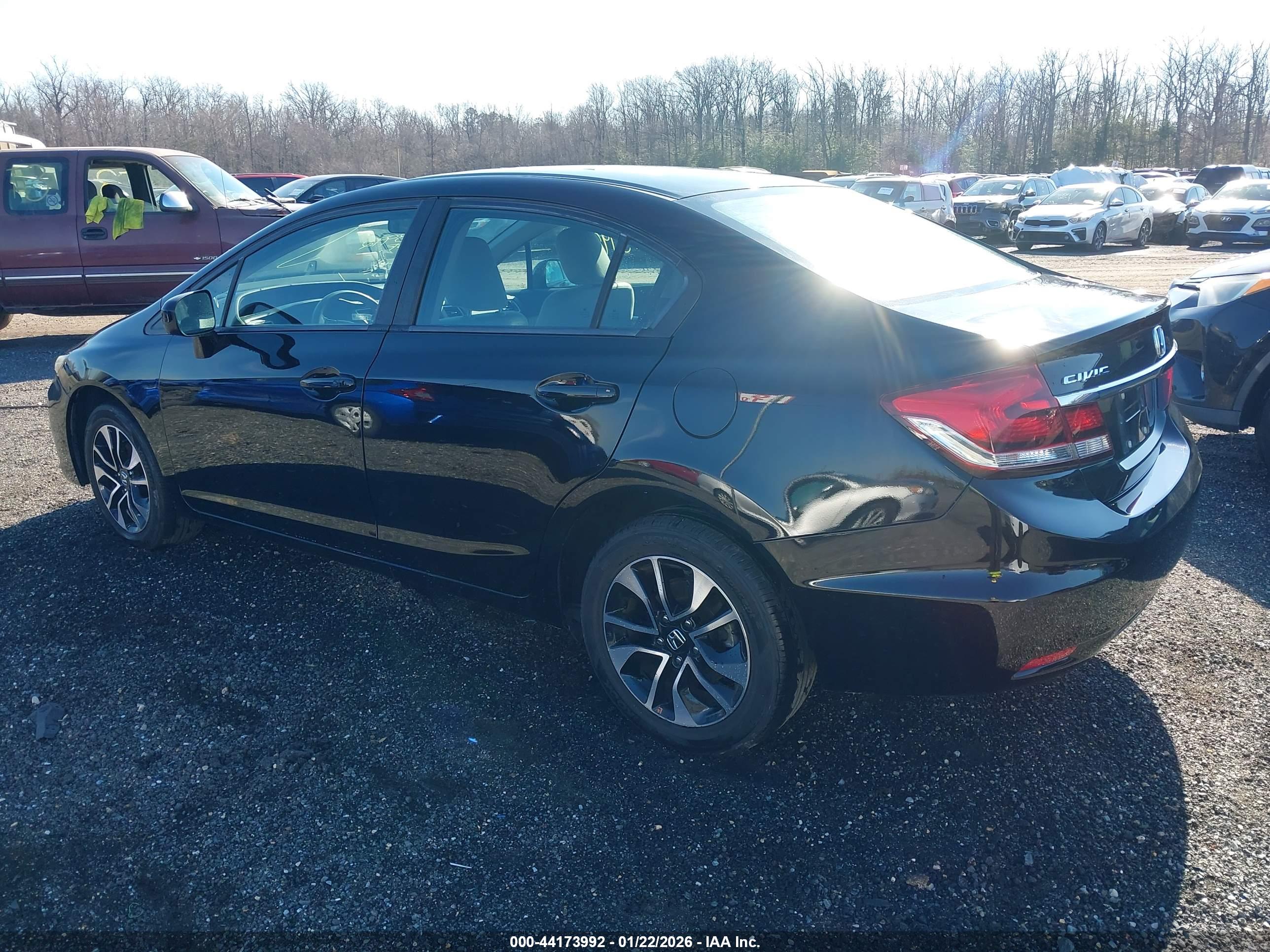 HONDA CIVIC image 3