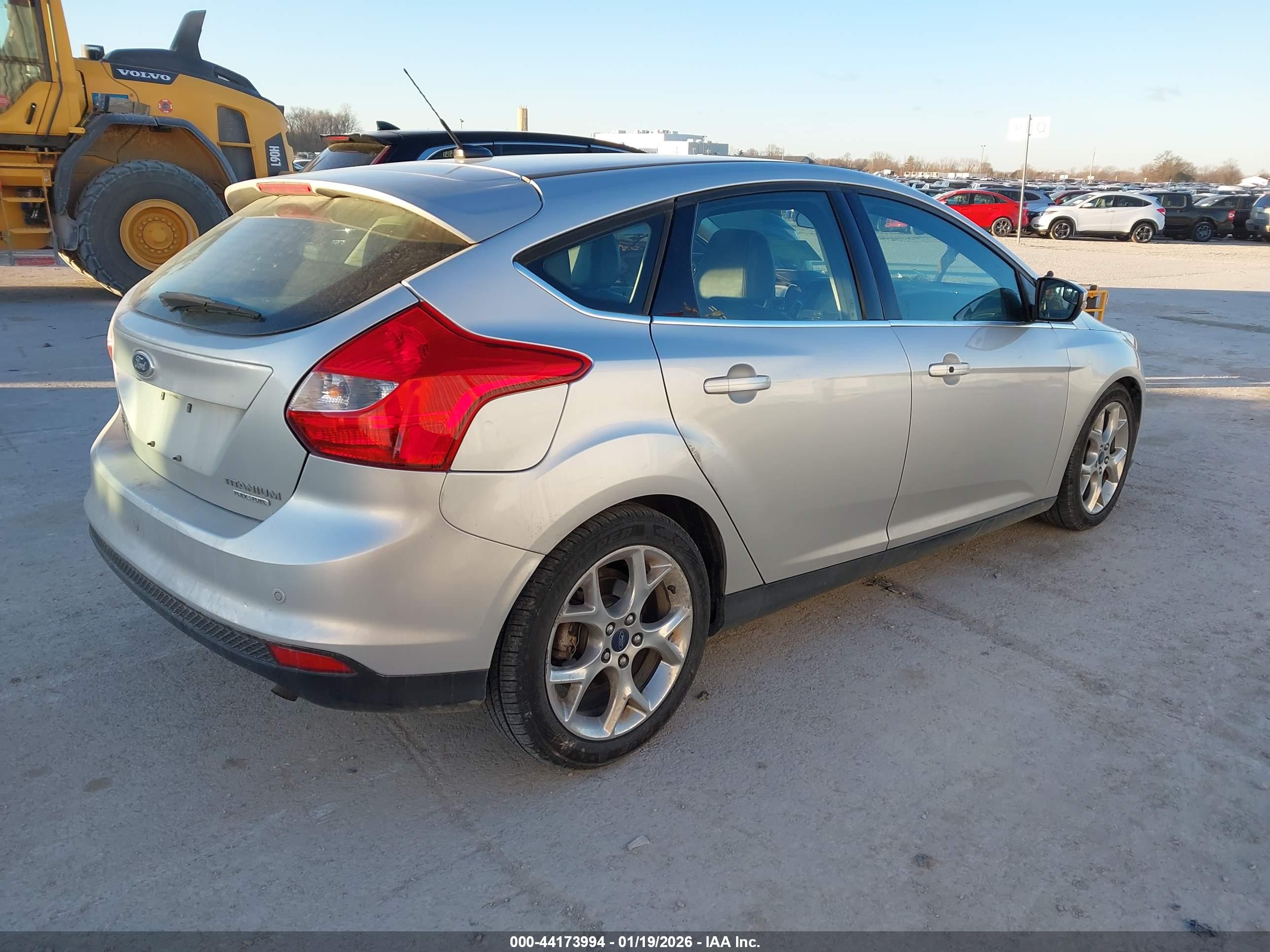 FORD FOCUS image 4