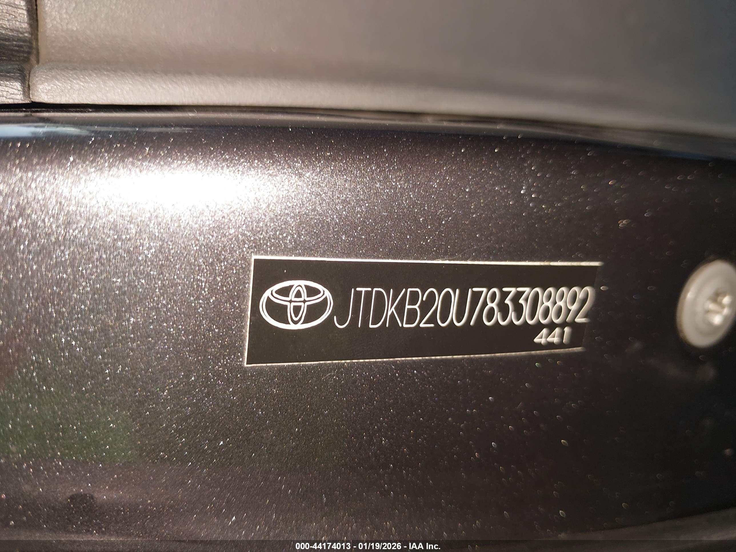 TOYOTA PRIUS image 9