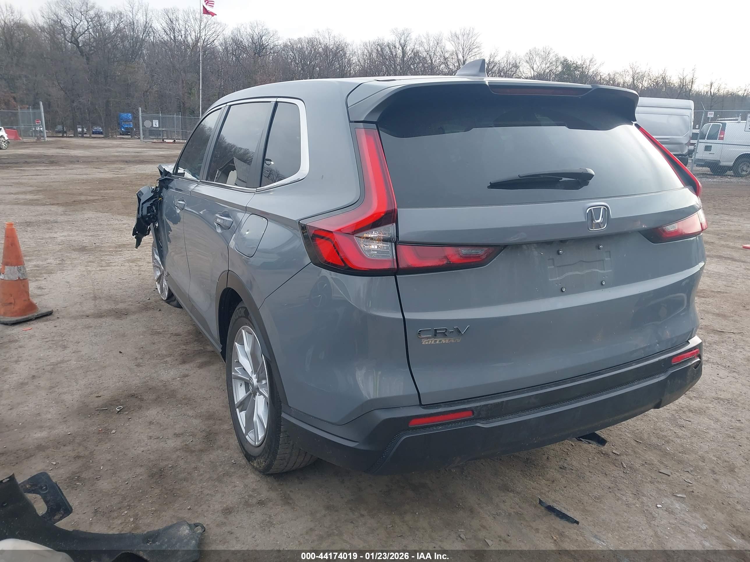 HONDA CR-V image 3