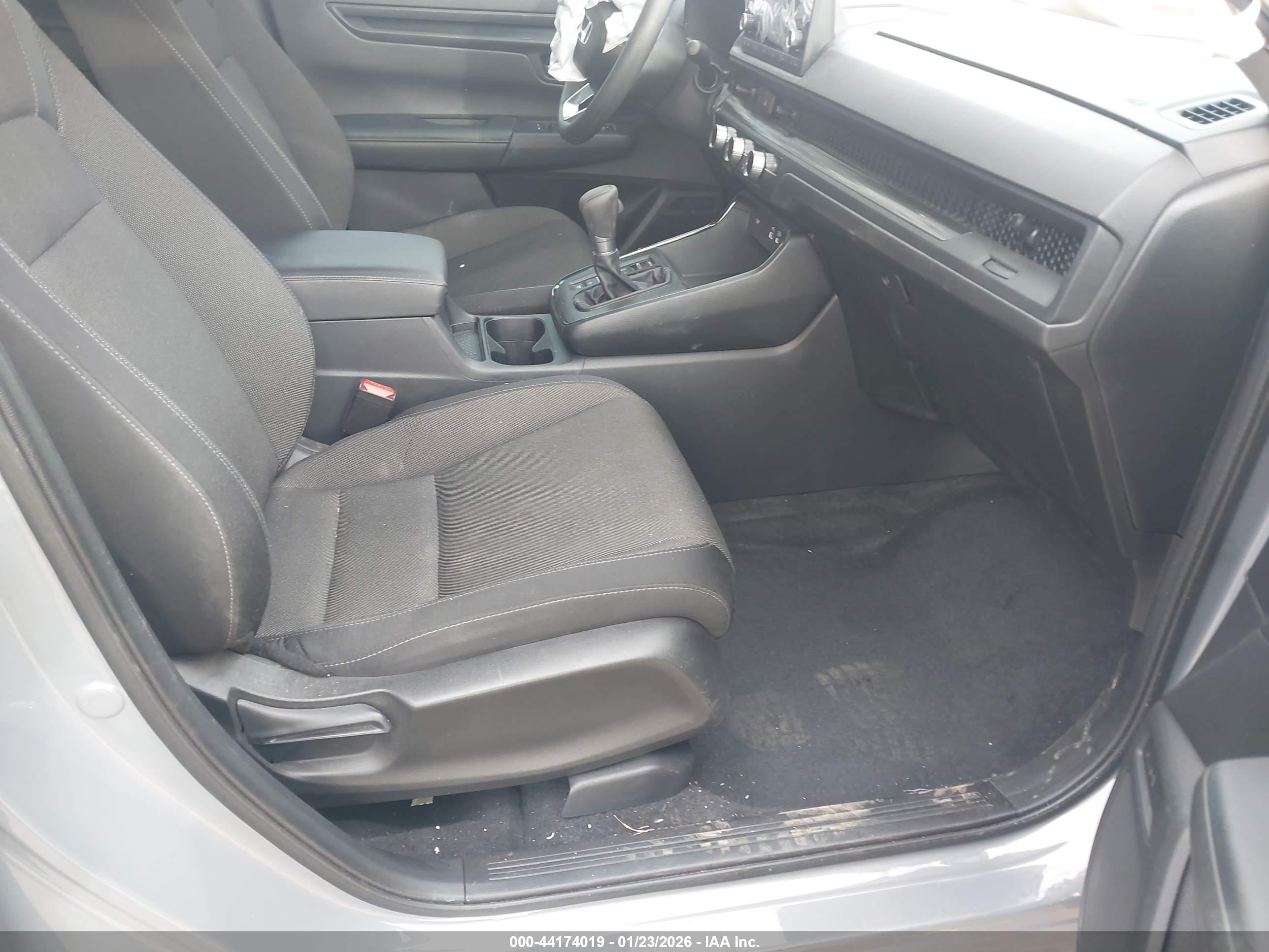 HONDA CR-V image 5