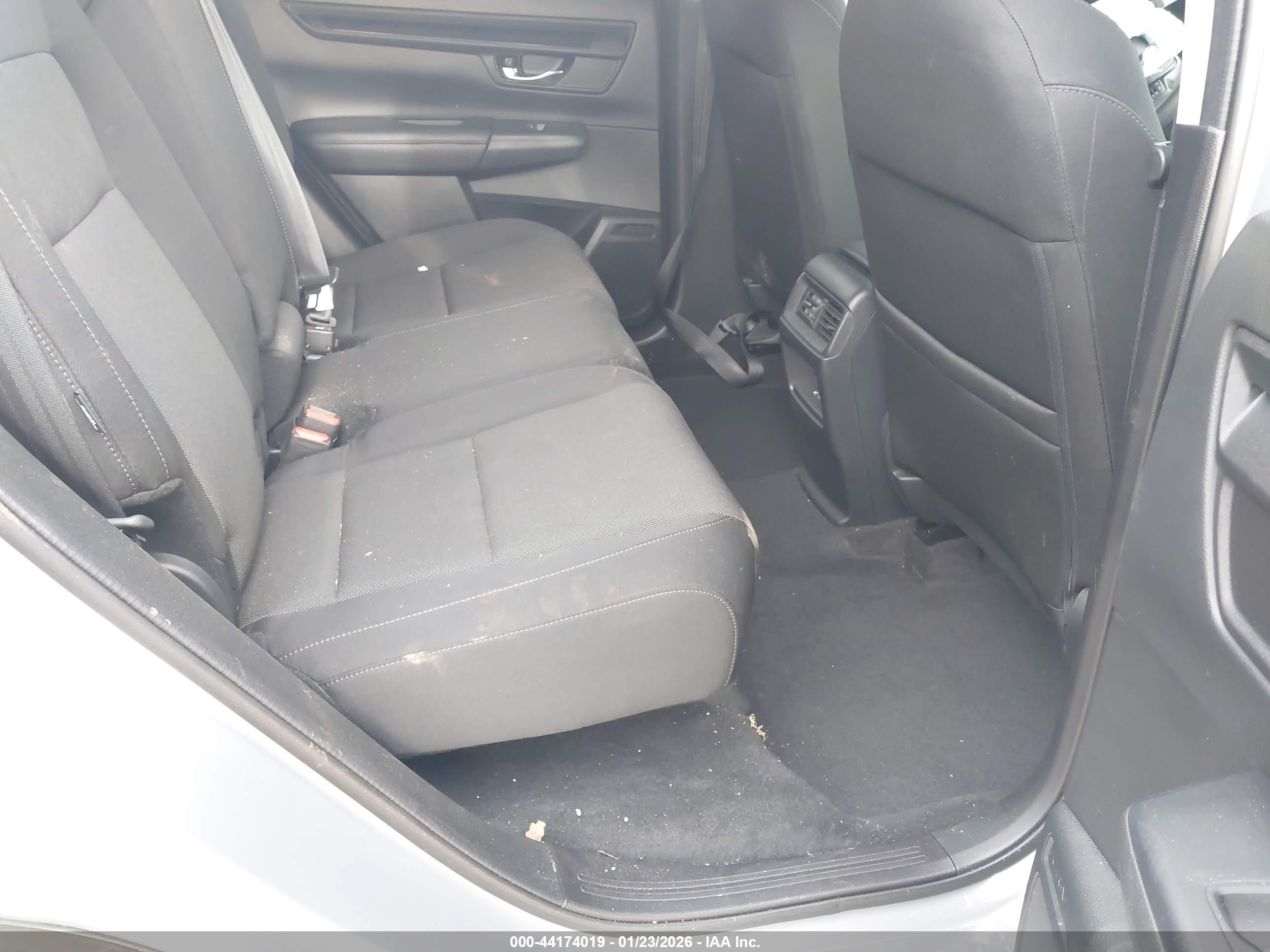 HONDA CR-V image 8