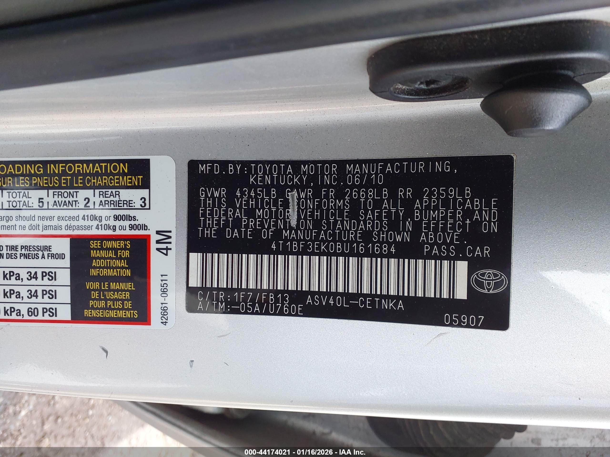TOYOTA CAMRY image 9
