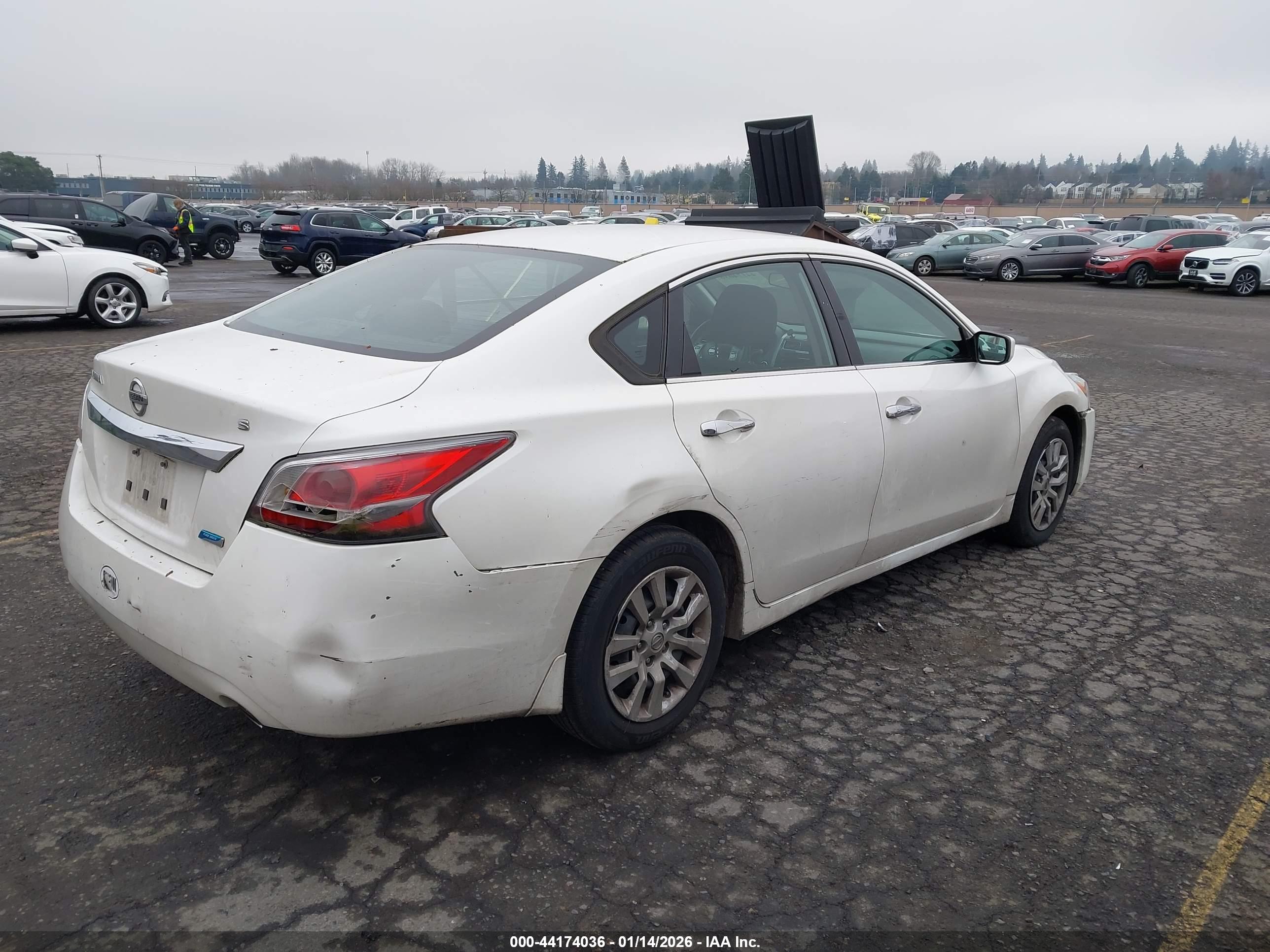 NISSAN ALTIMA image 4