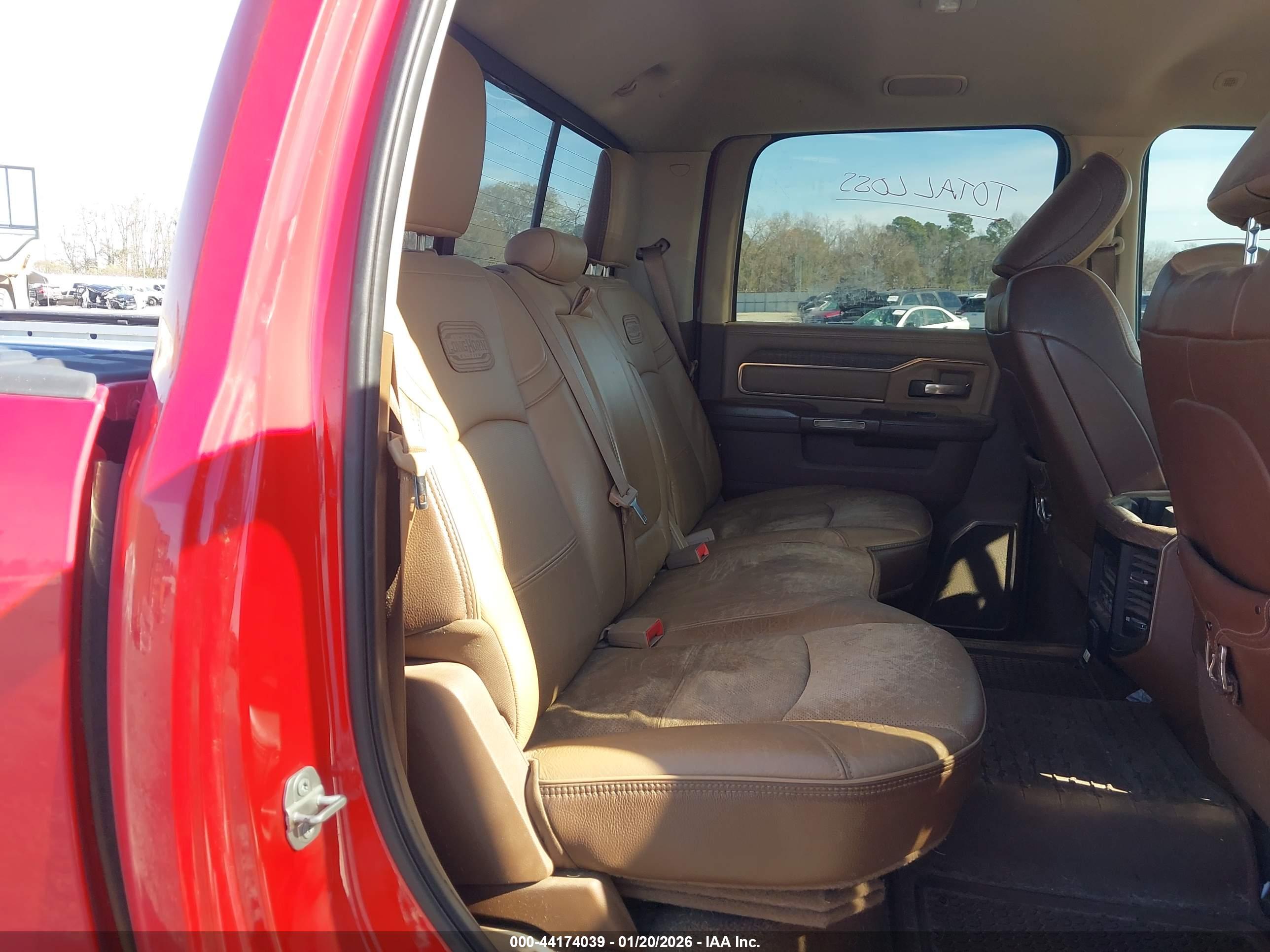 RAM 2500 image 8