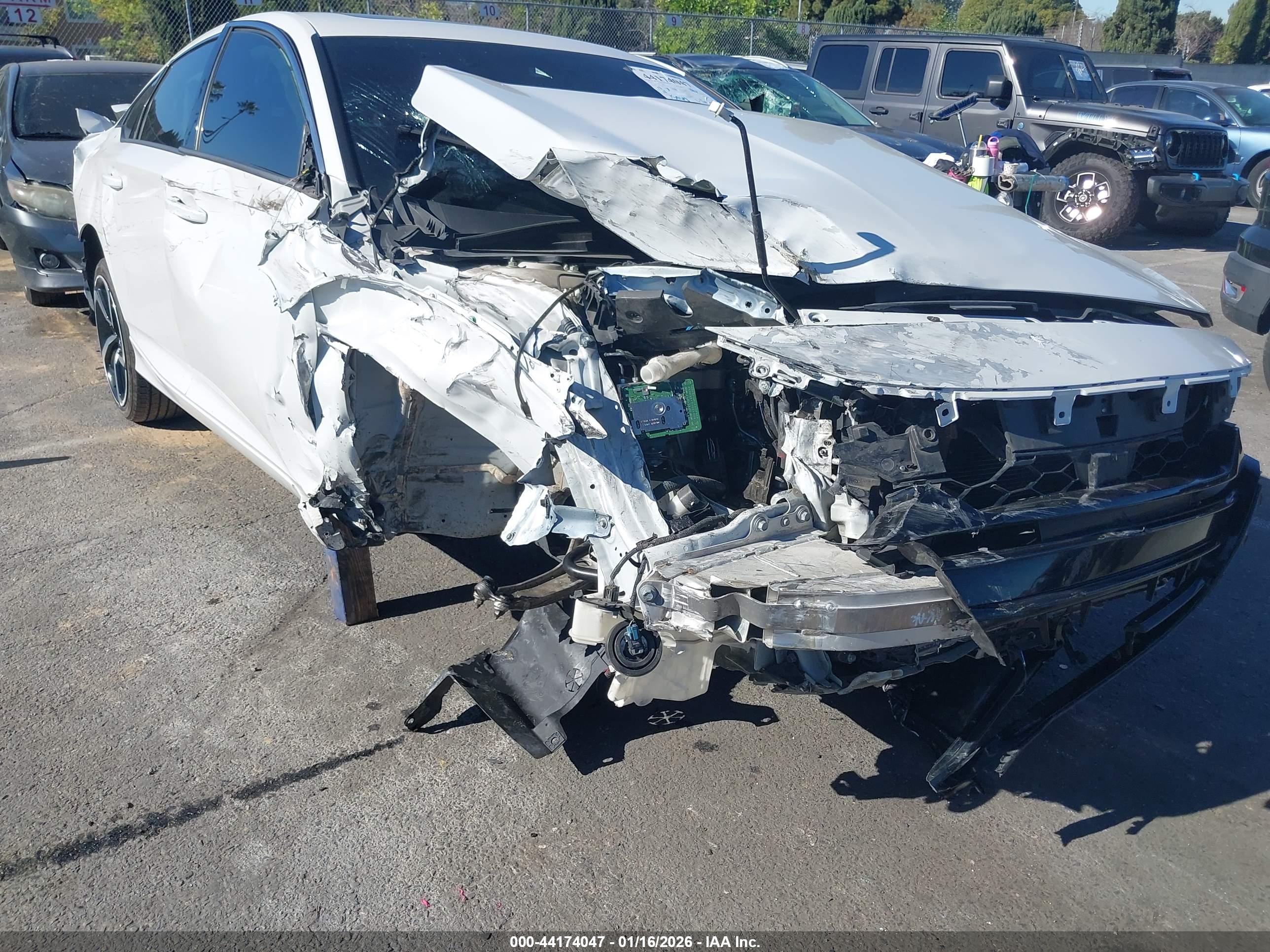 HONDA ACCORD image 6