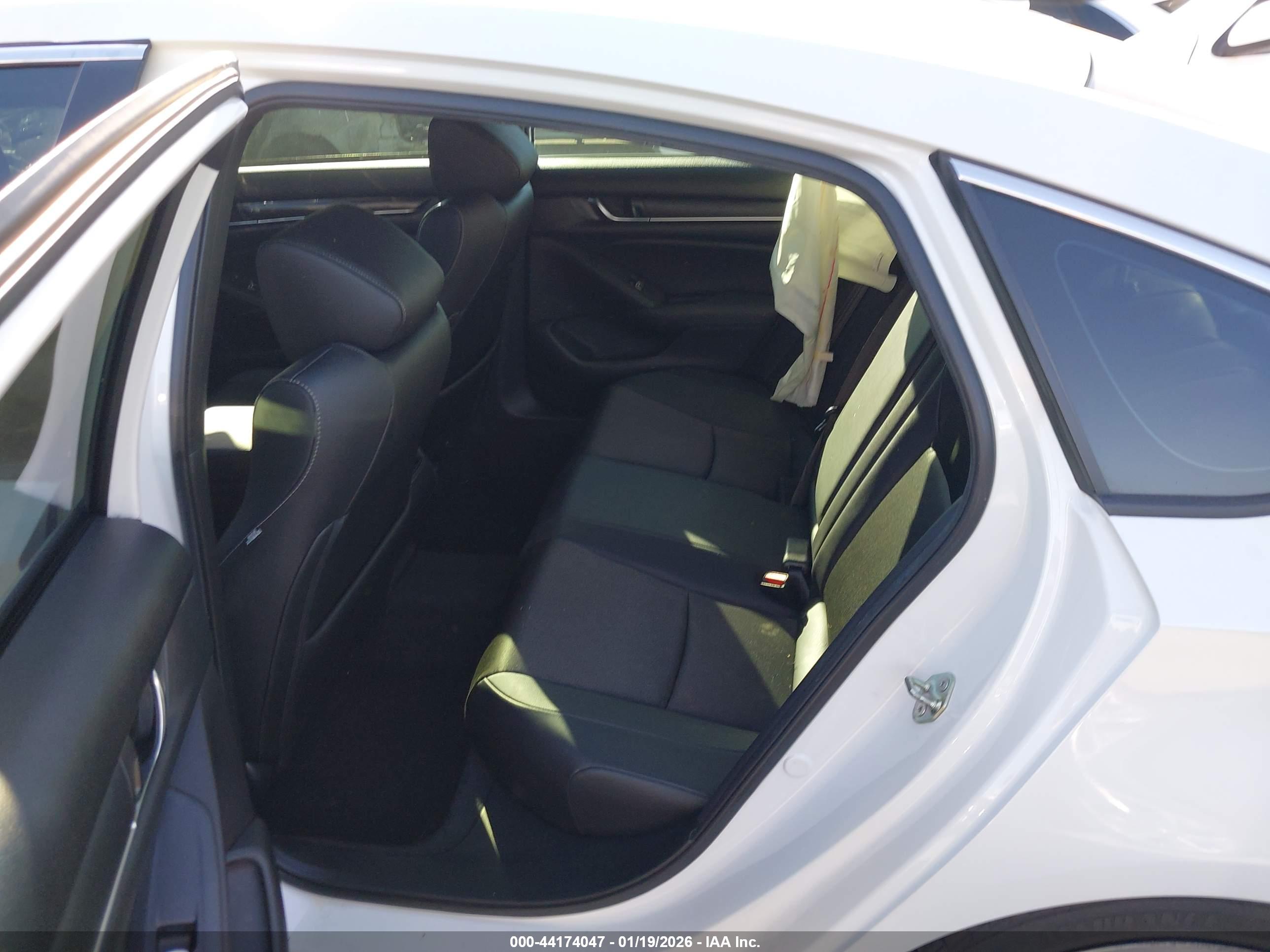 HONDA ACCORD image 8