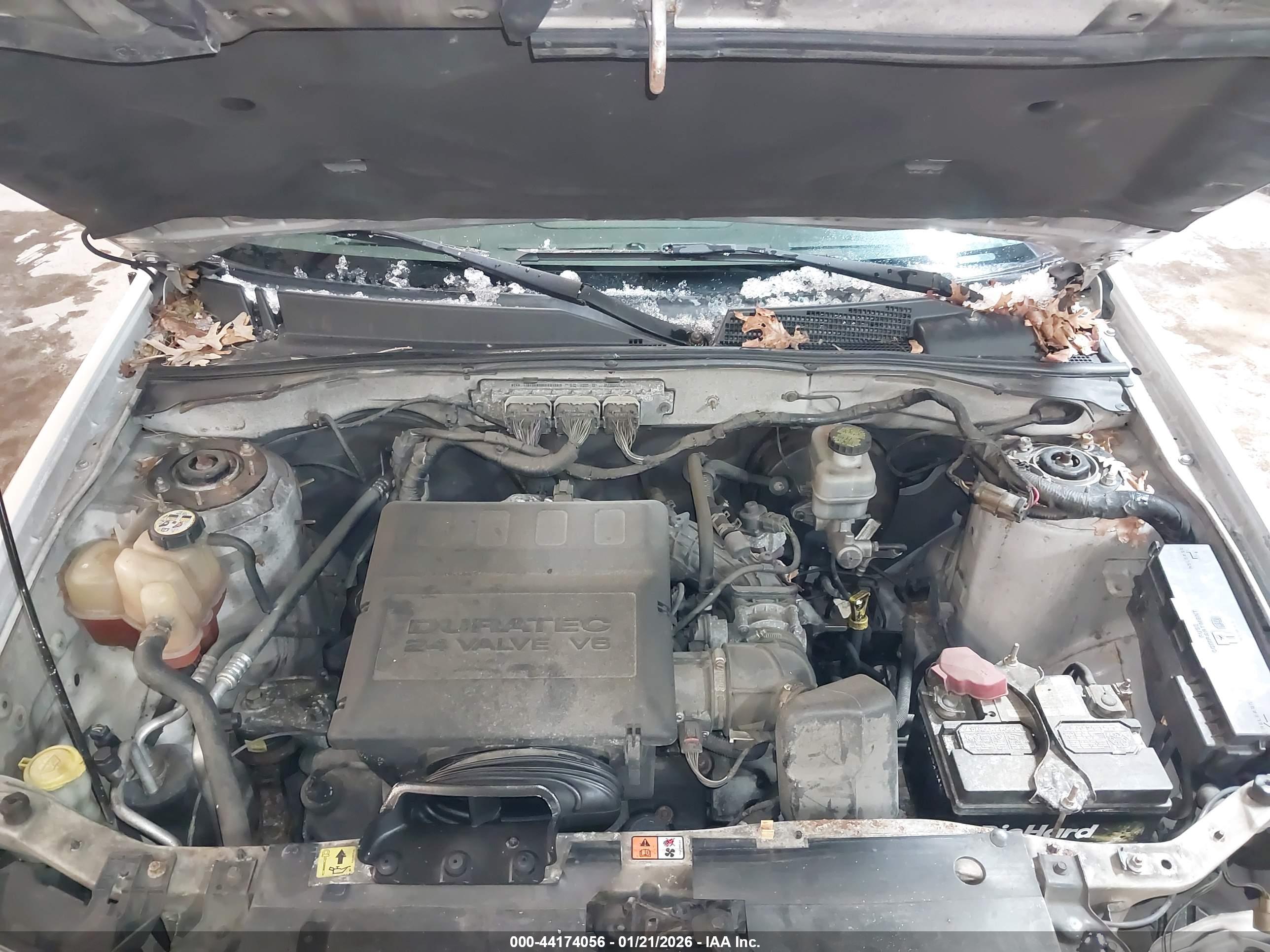 FORD ESCAPE image 10