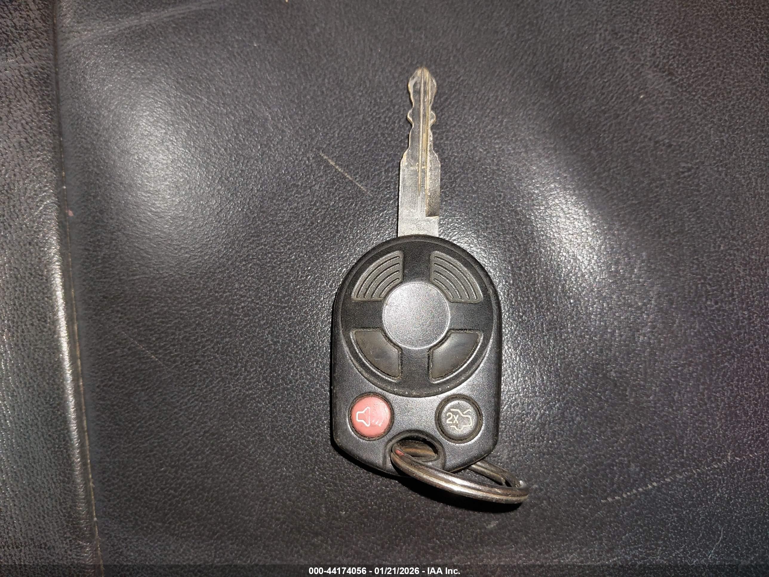 FORD ESCAPE image 11
