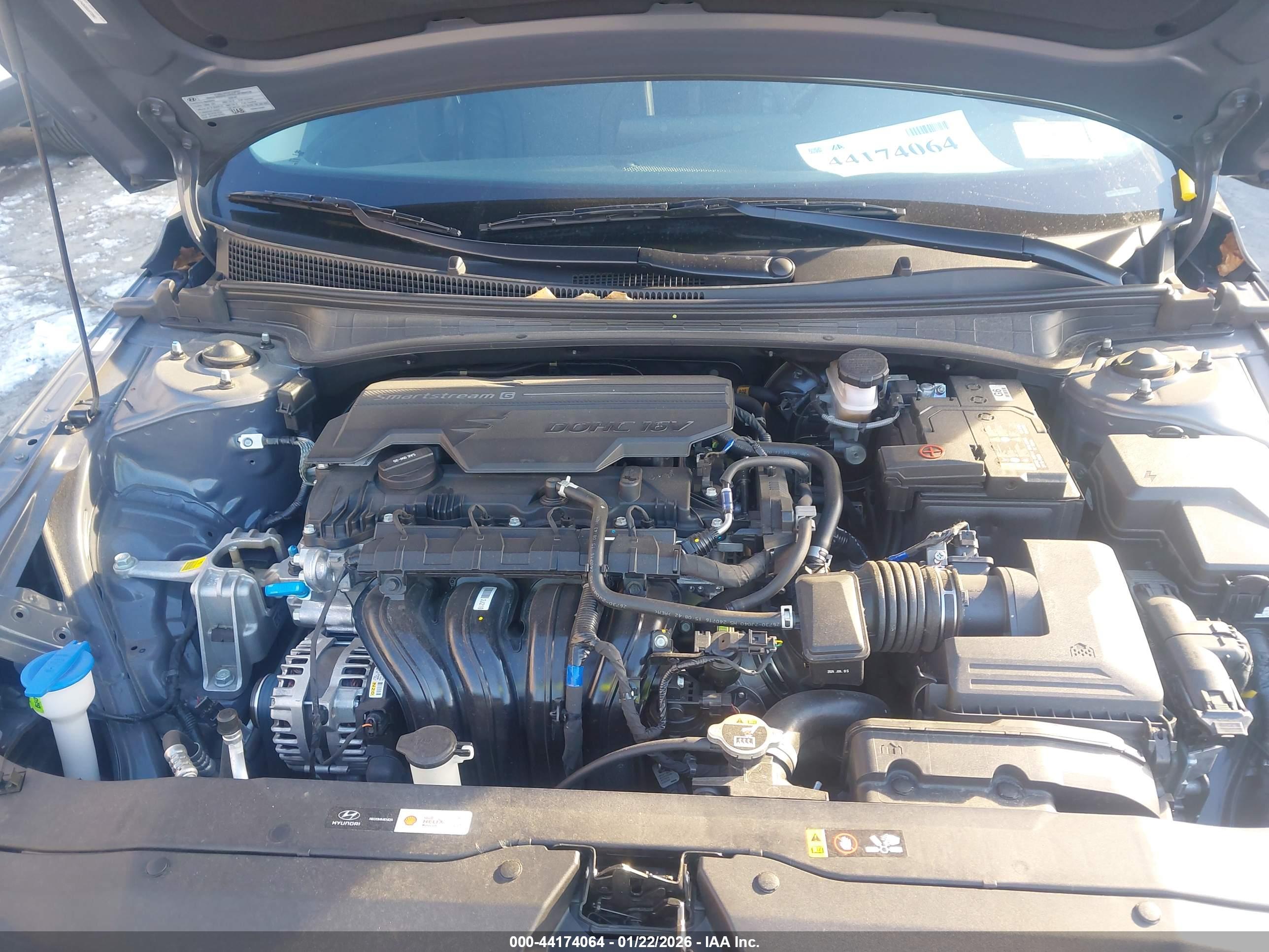 HYUNDAI ELANTRA image 10