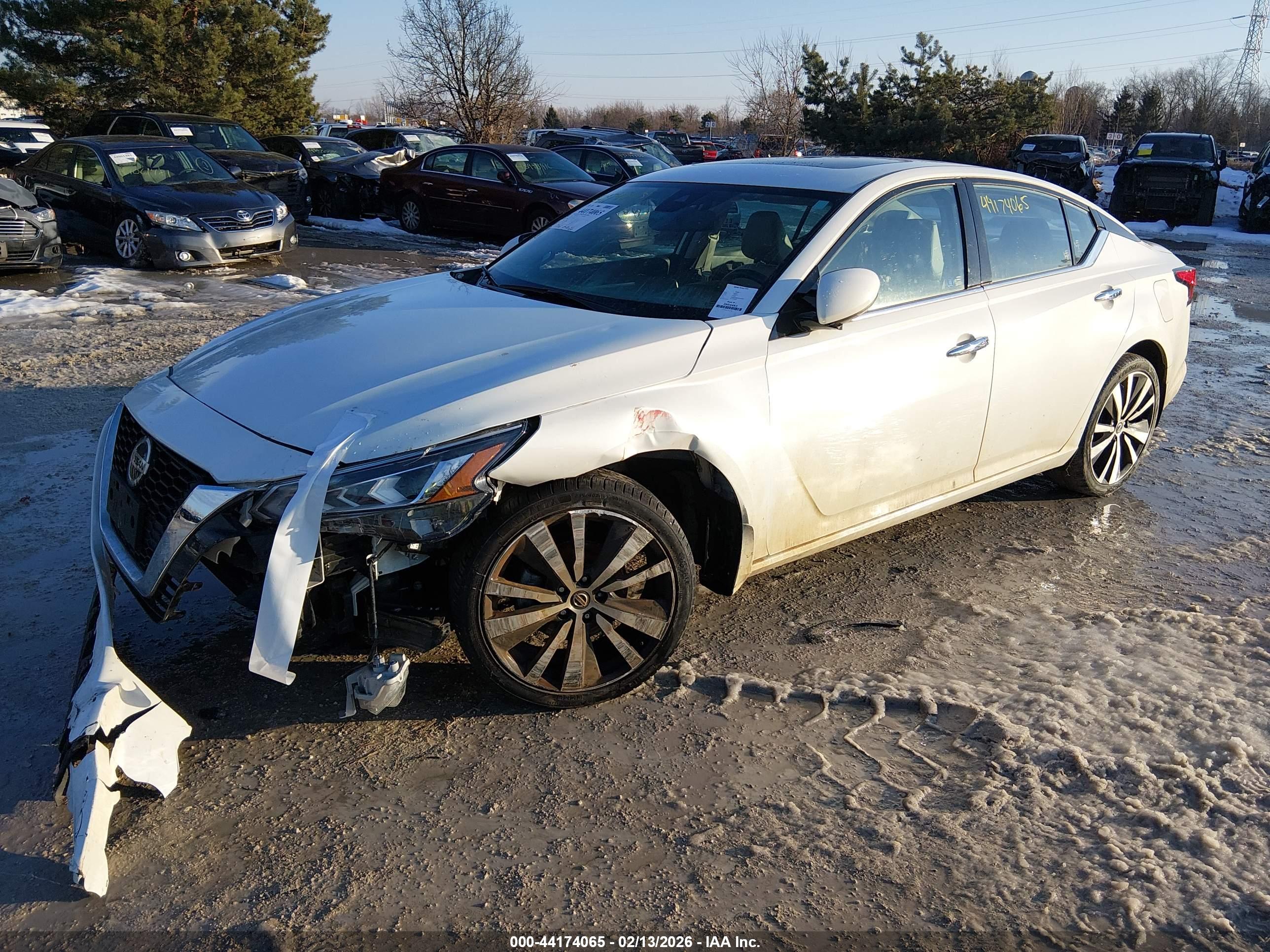 NISSAN ALTIMA image 2